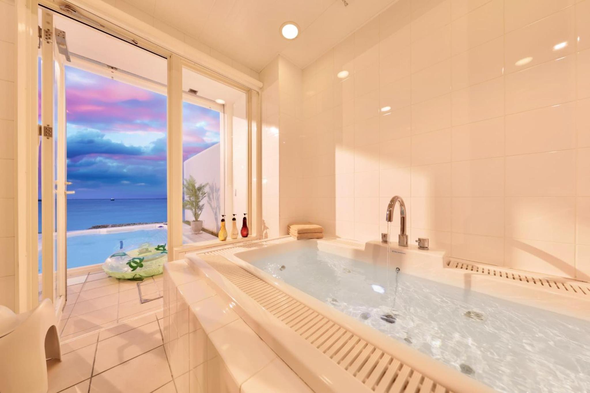 Deluxe Villa With Pool photo 2