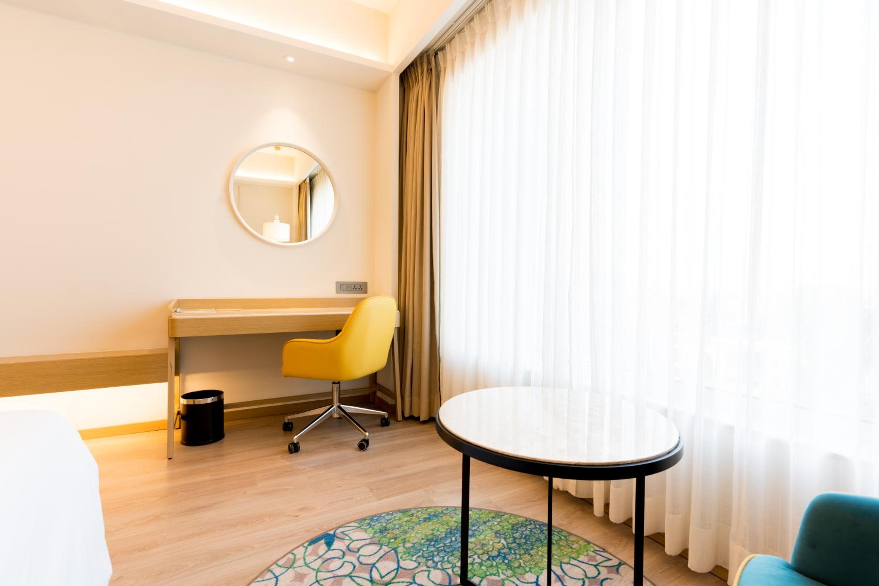 High Floor Standard Twin Room - Photo 4