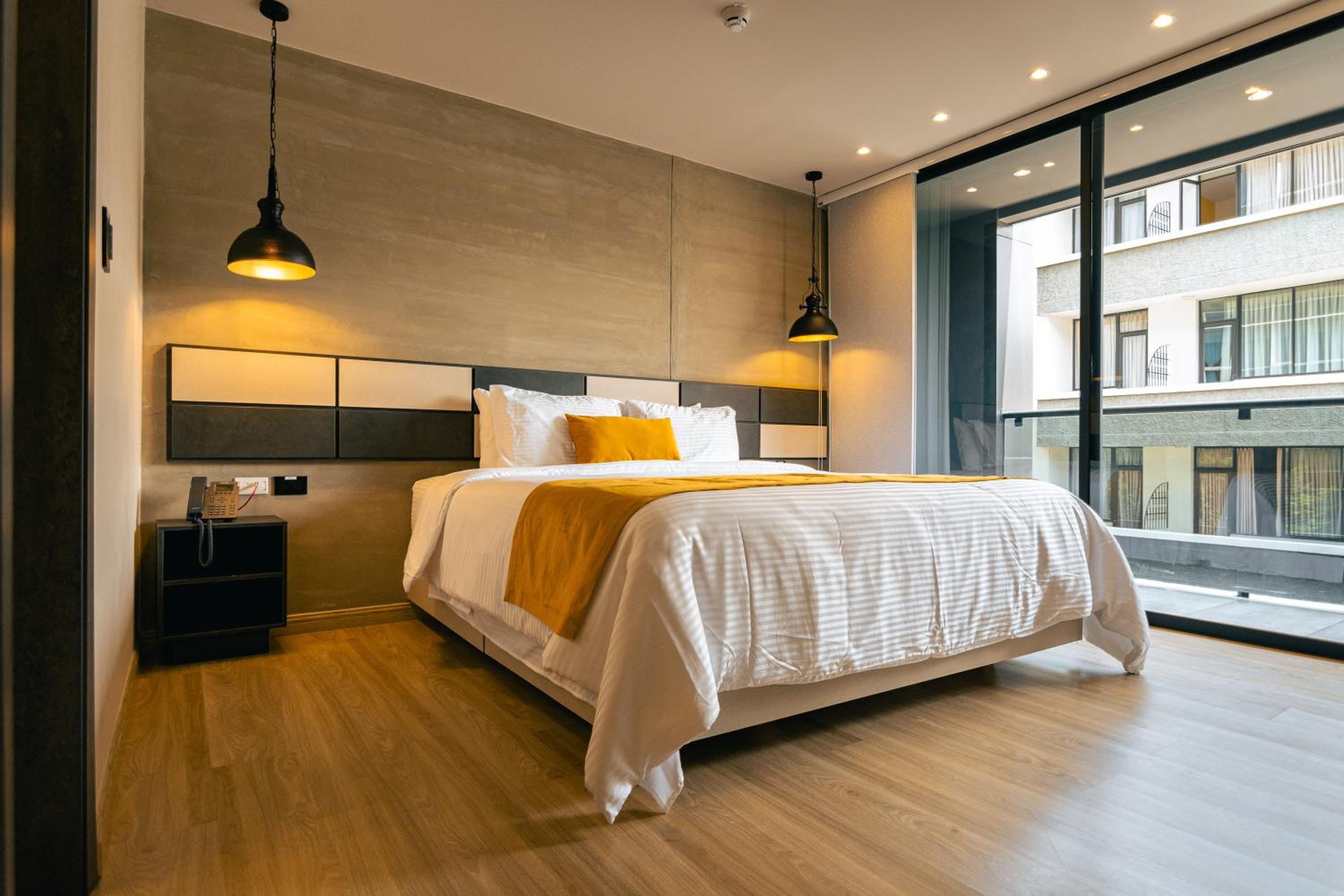 Large Double Room photo 1