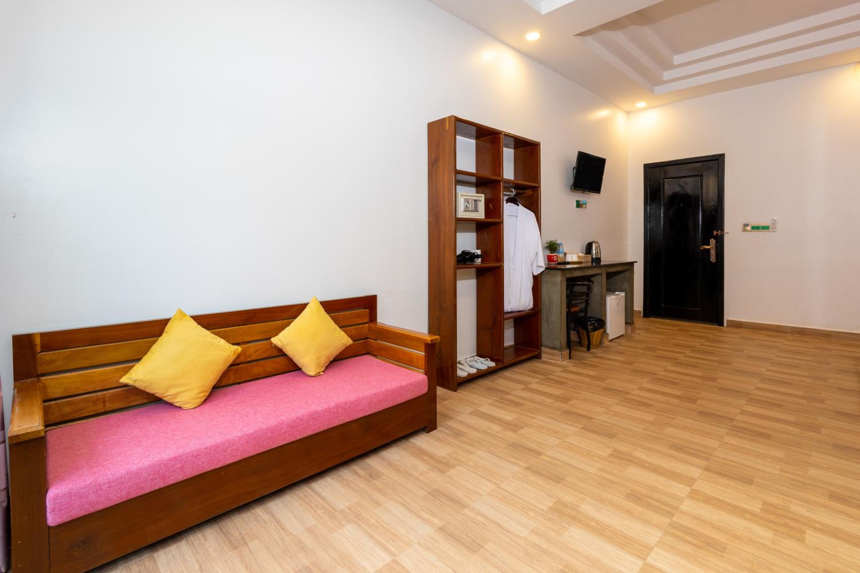 Twin Room With Balcony photo 3
