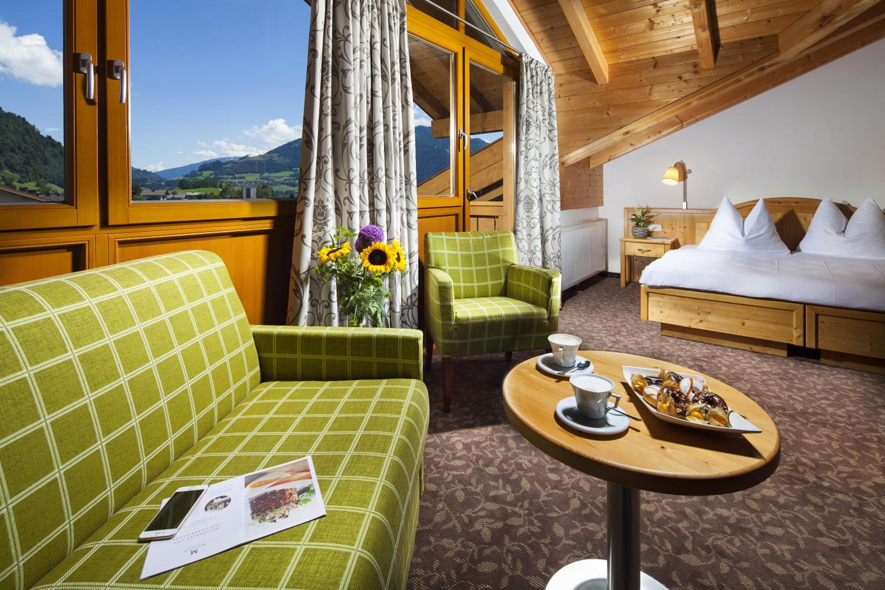 Suite with Panoramic View photo 3
