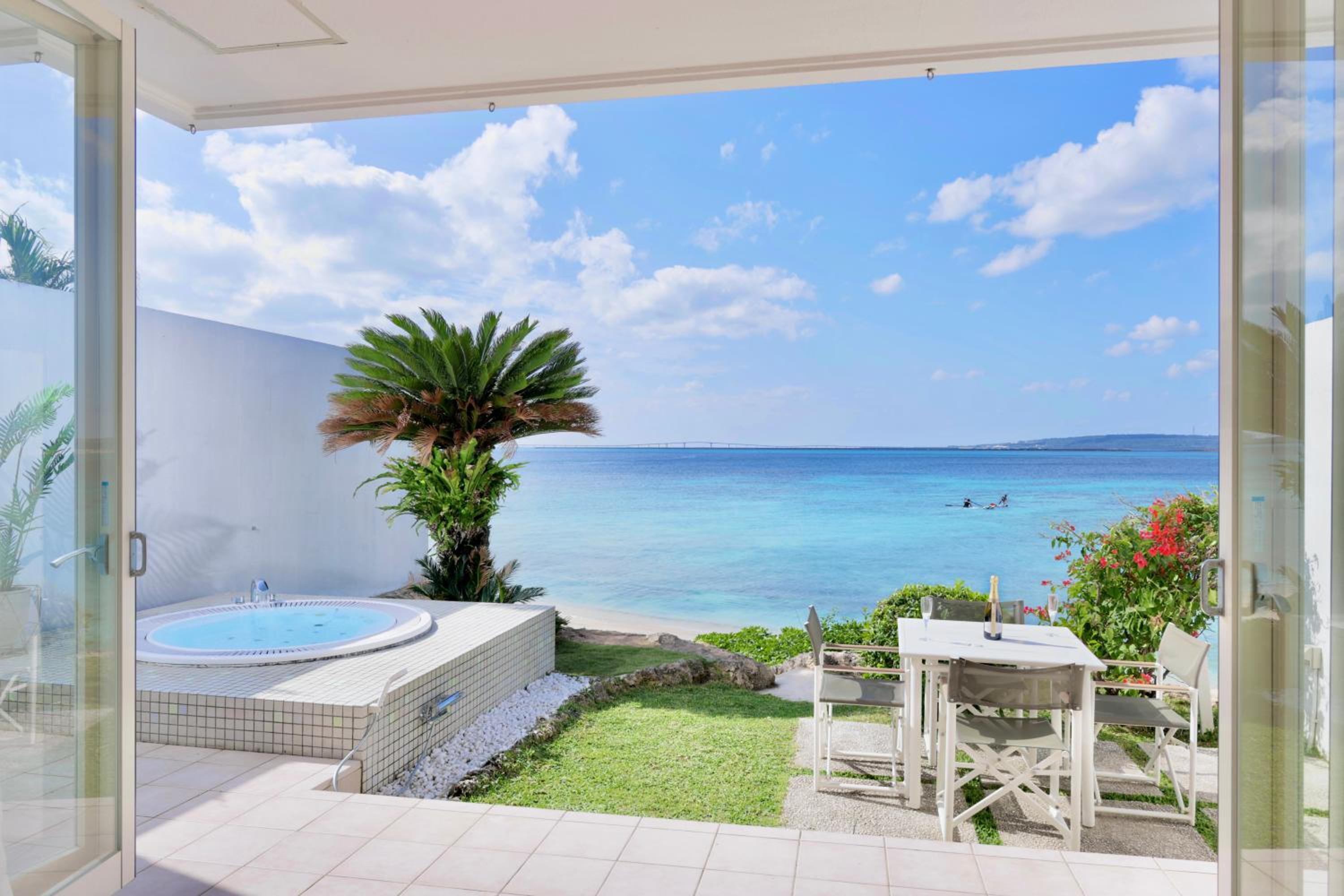 Villa with Open-Air Spa Bath  photo 3