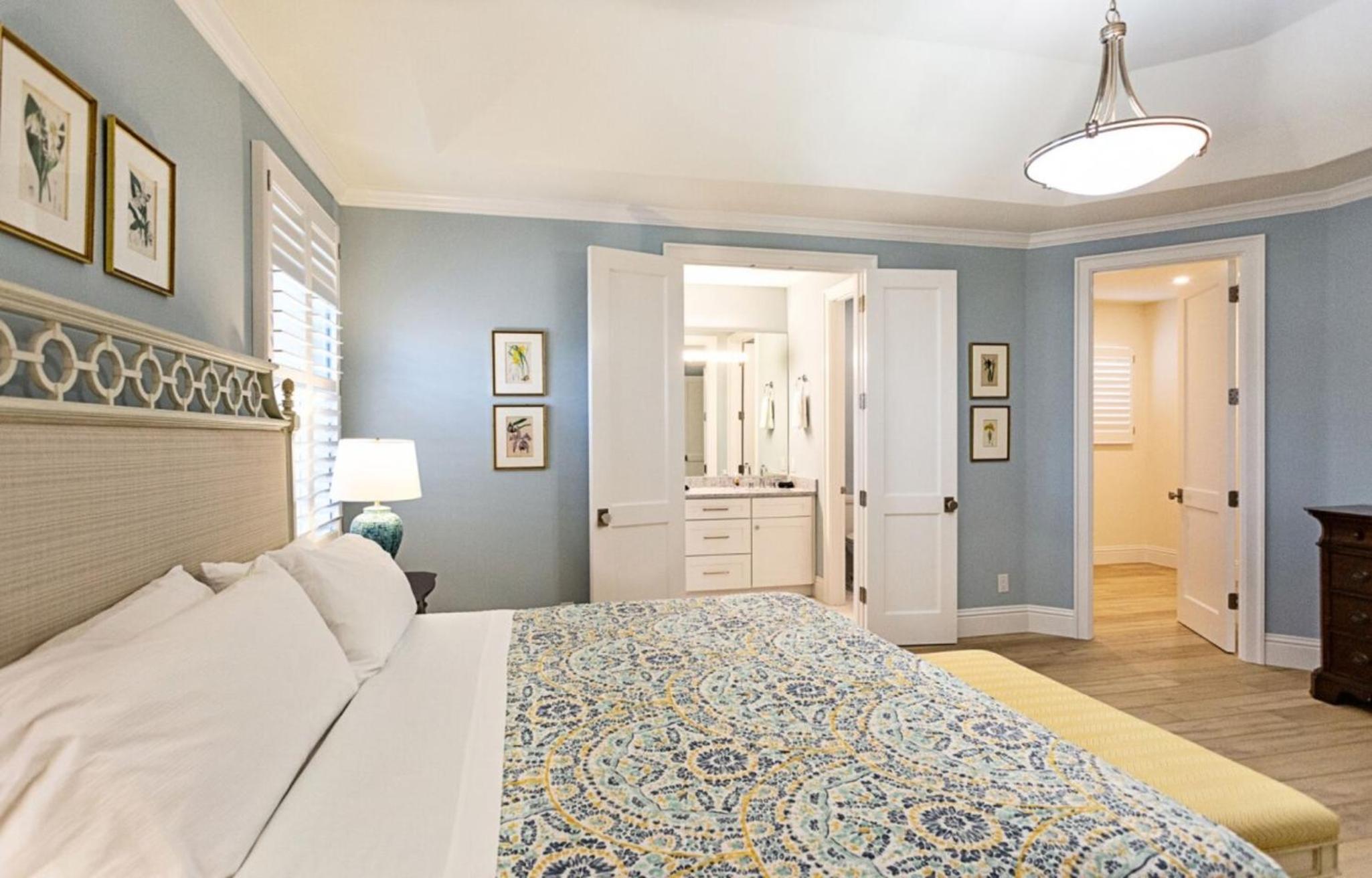 Three-Bedroom House - Photo 19