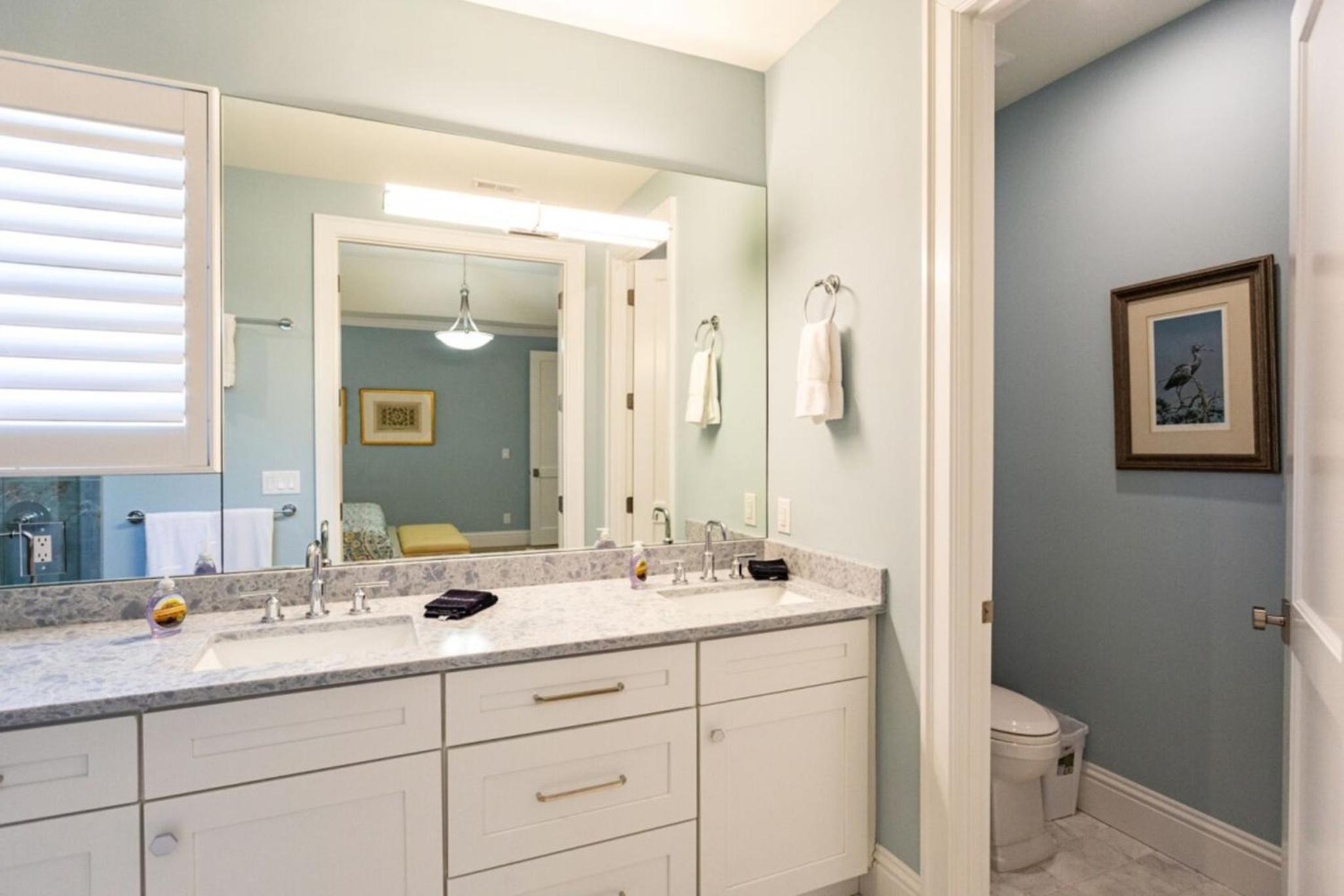 Three-Bedroom House - Photo 20