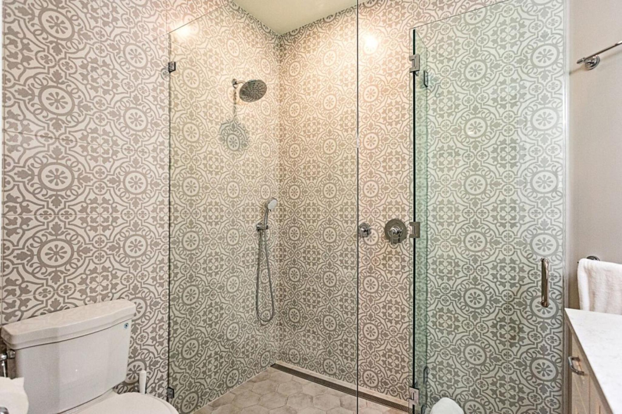 Three-Bedroom House - Photo 11