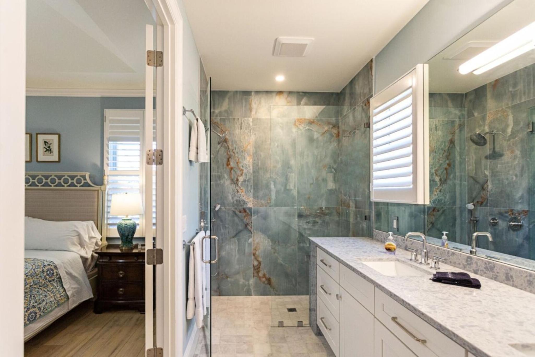 Three-Bedroom House - Photo 12