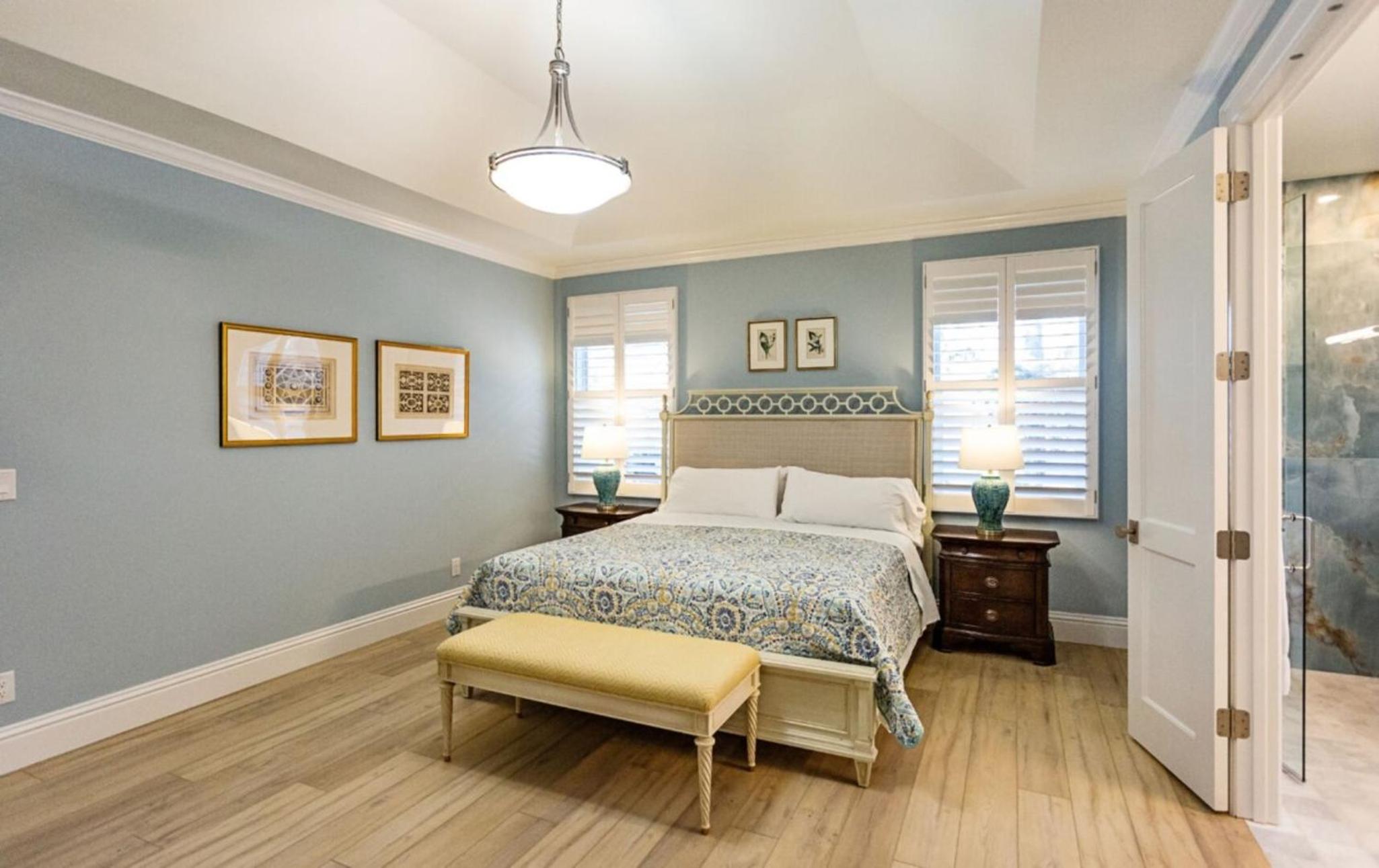 Three-Bedroom House - Photo 13