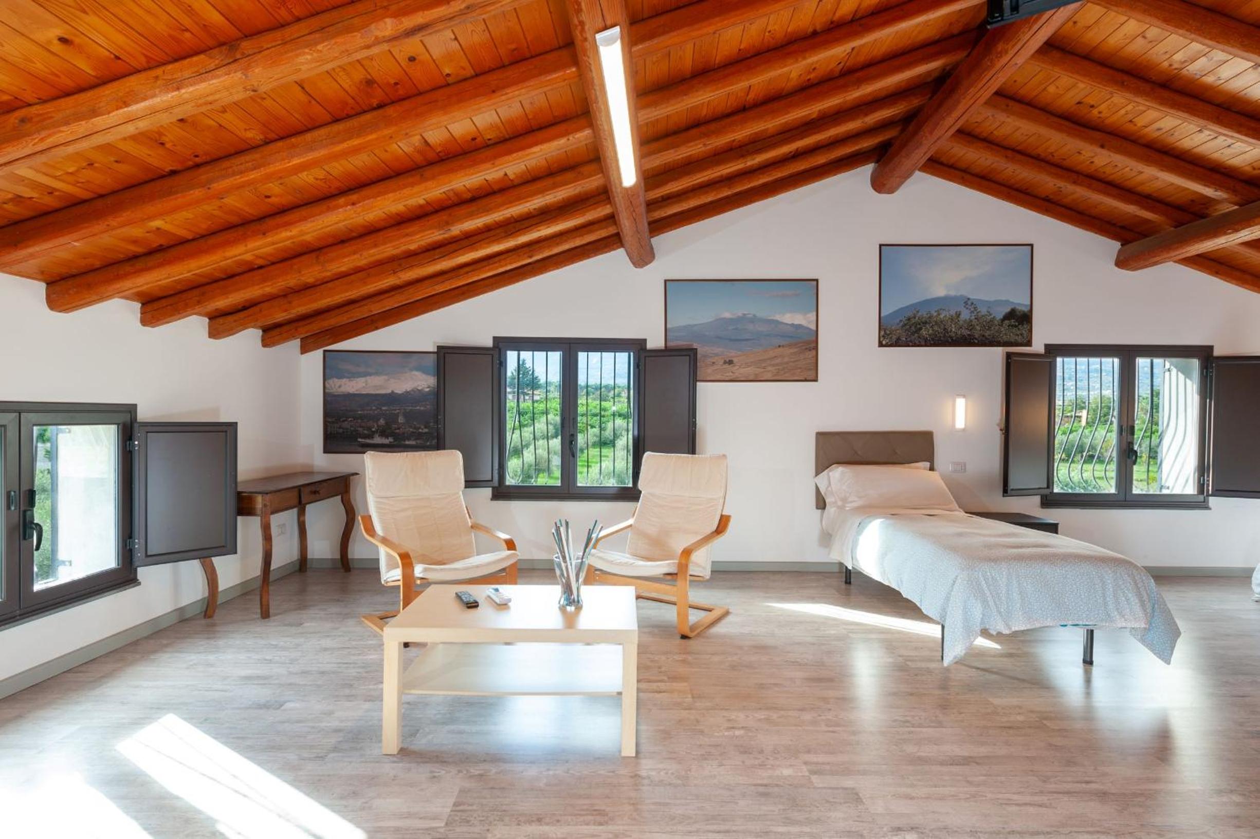 Suite with Mountain View photo 2