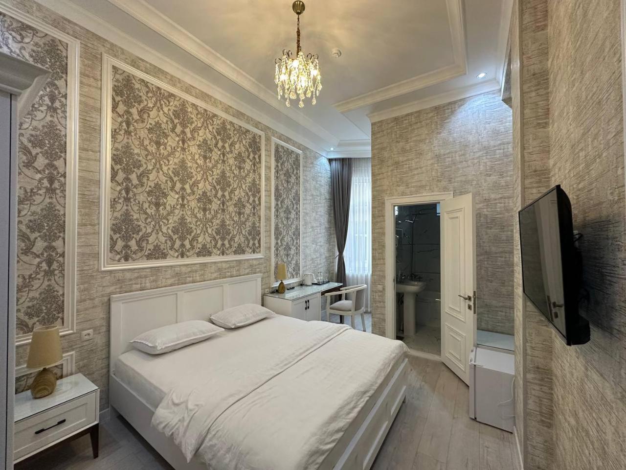 Superior Double Room with Balcony