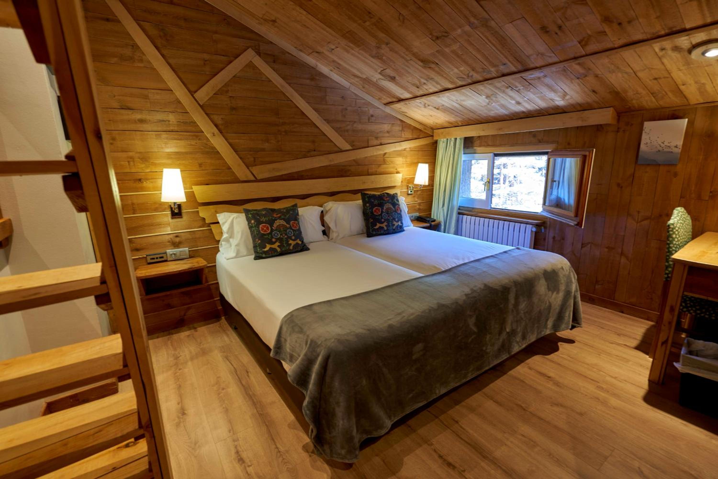 Deluxe Triple Room photo 3
