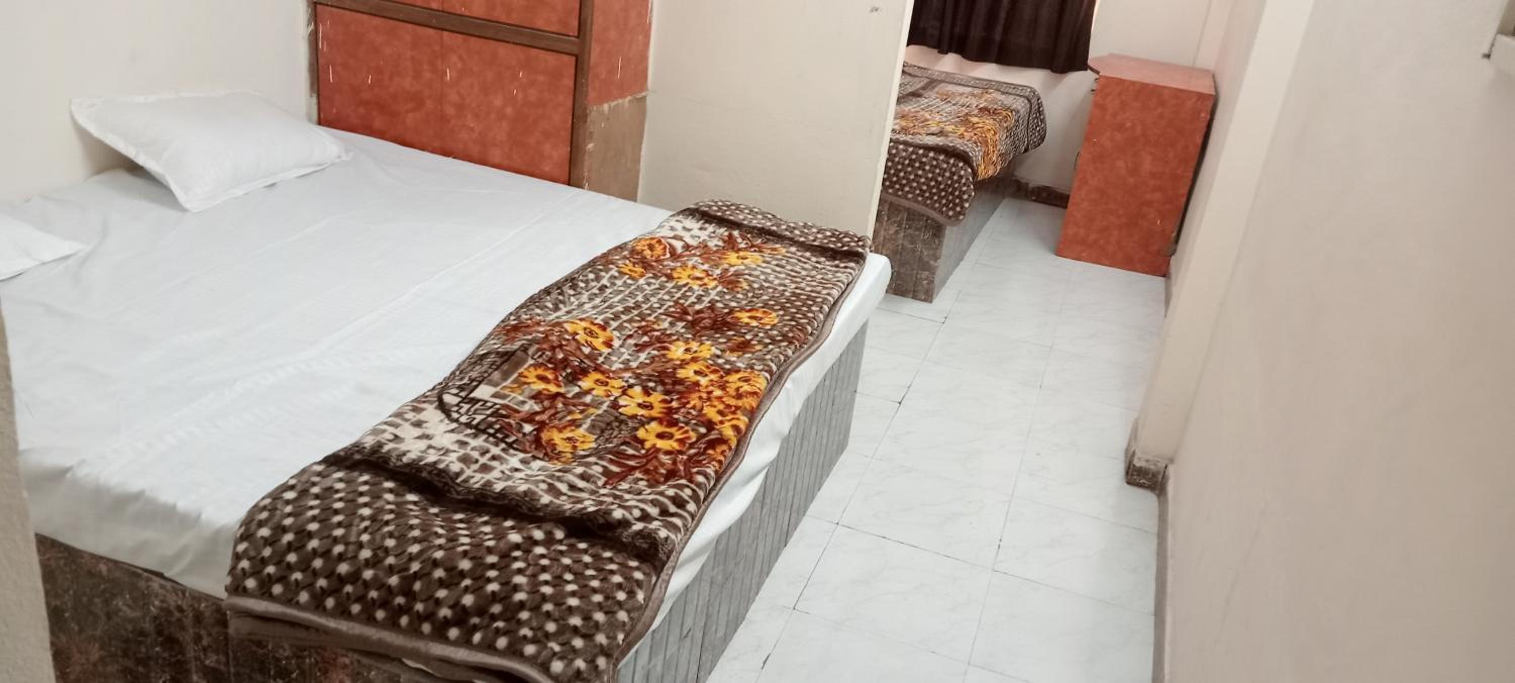 Large Double or Twin Room photo 1