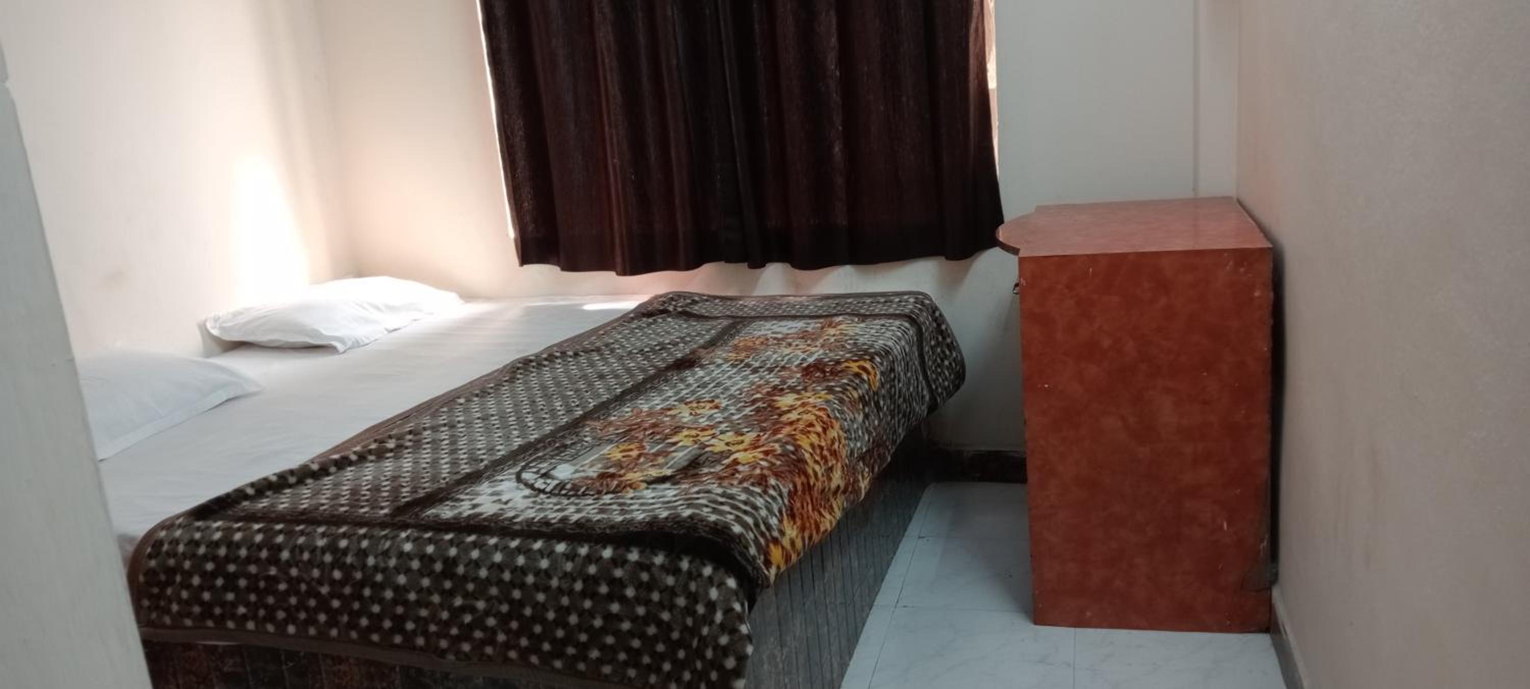 Large Double or Twin Room photo 2