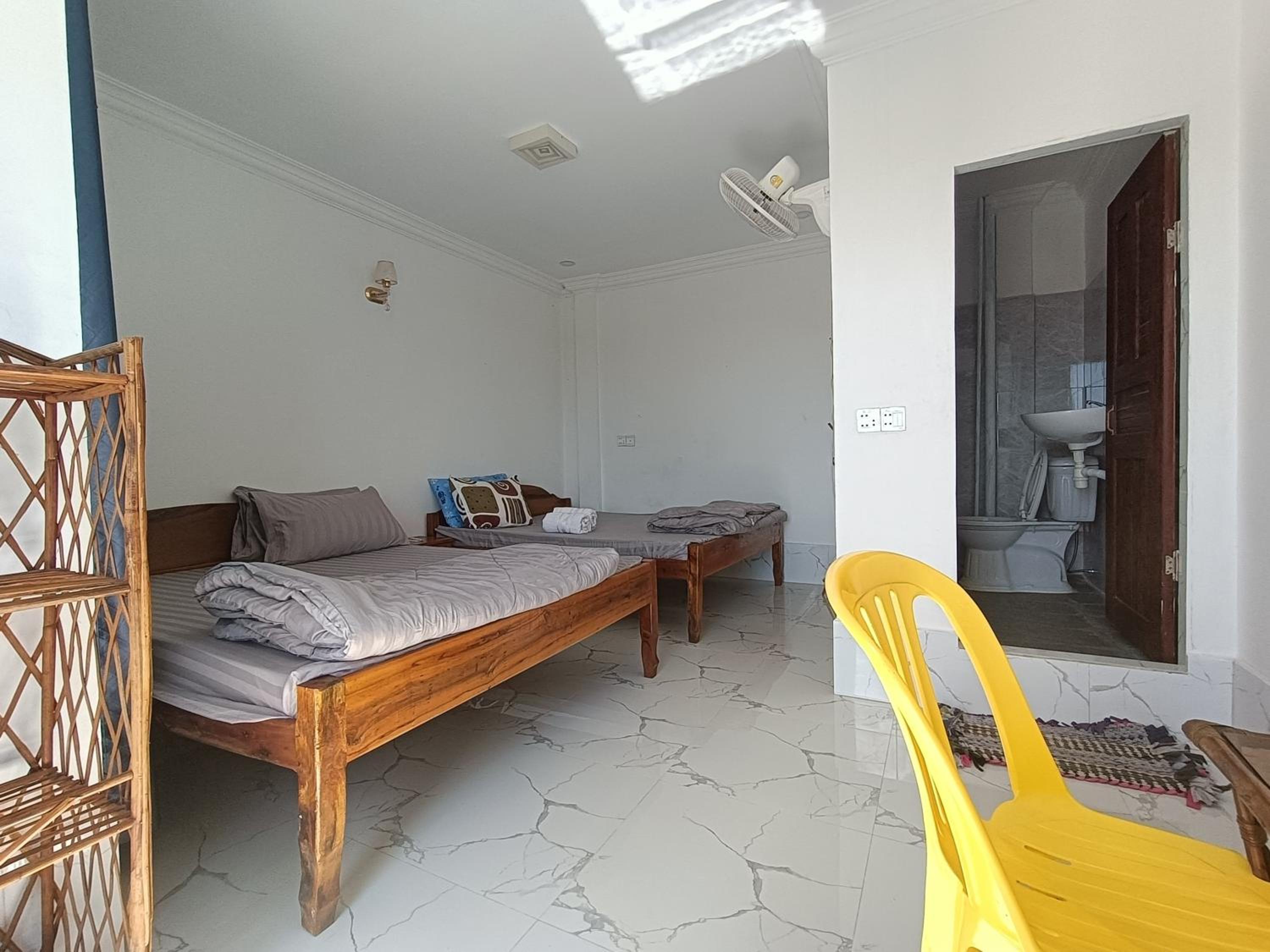 Budget Double Room photo 1