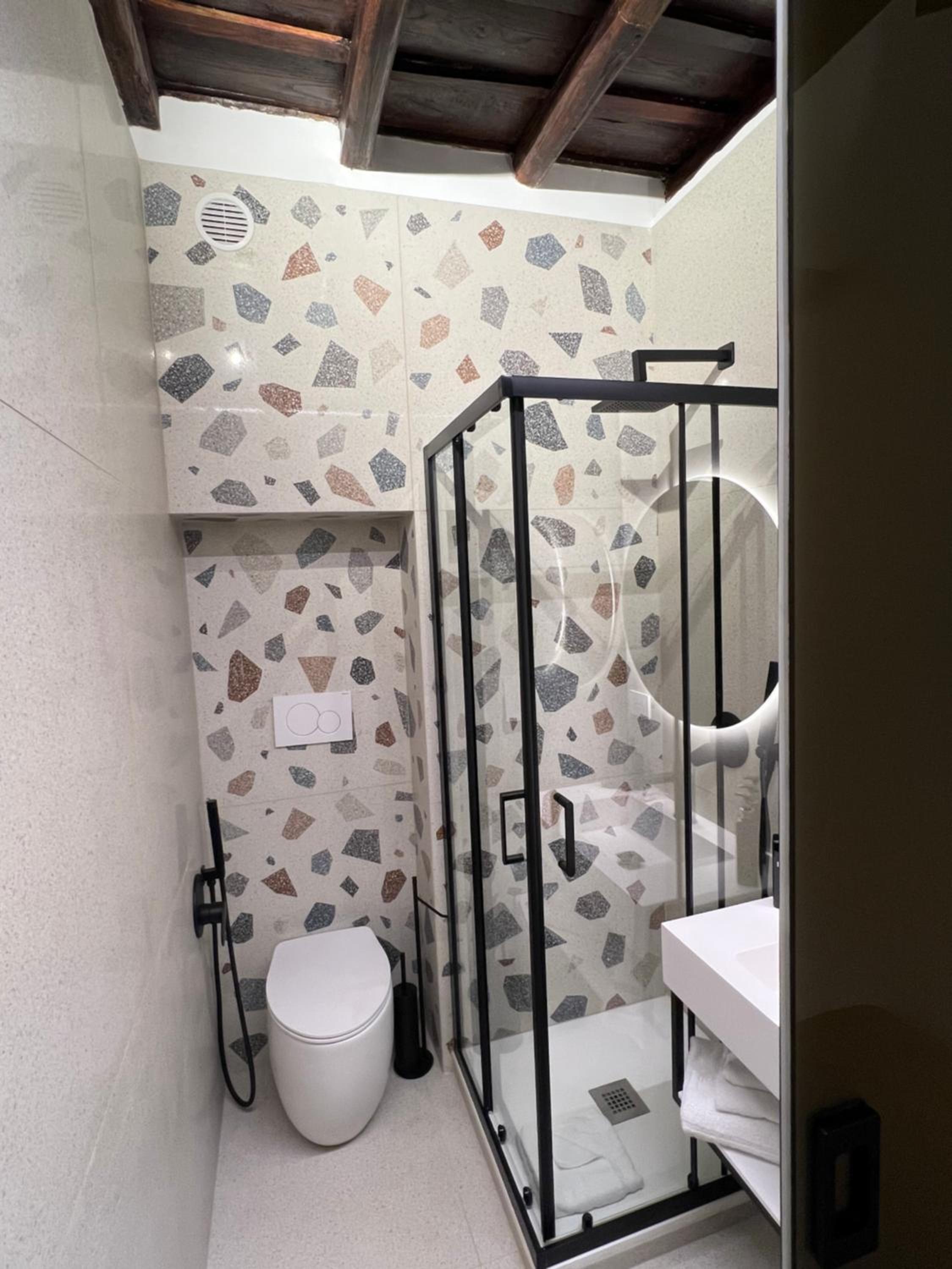 Twin Room with Balcony photo 3