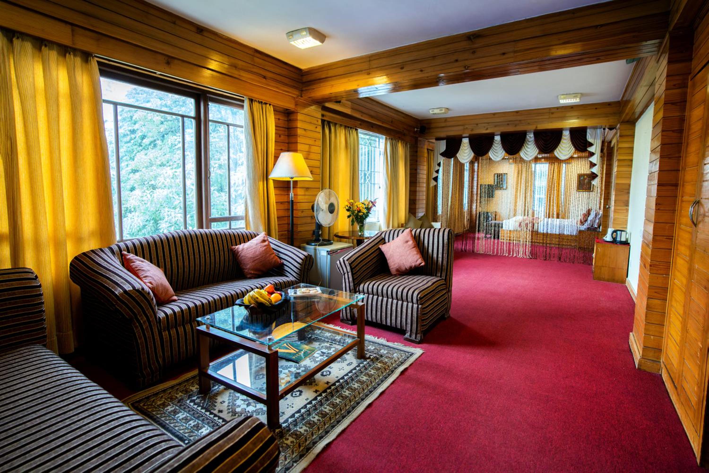 Premium Double or Twin Room - Photo 12