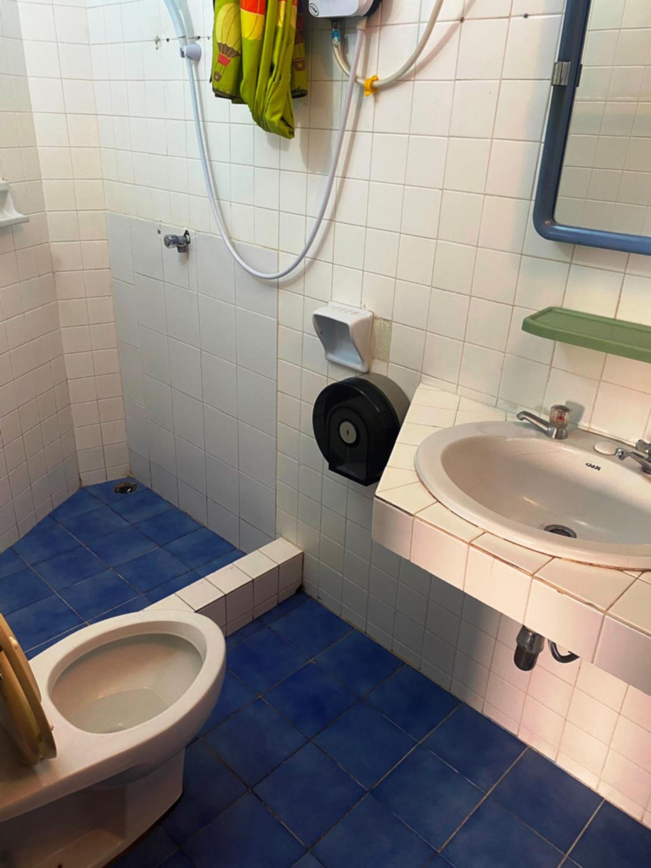 Standard Double Room - Photo 9