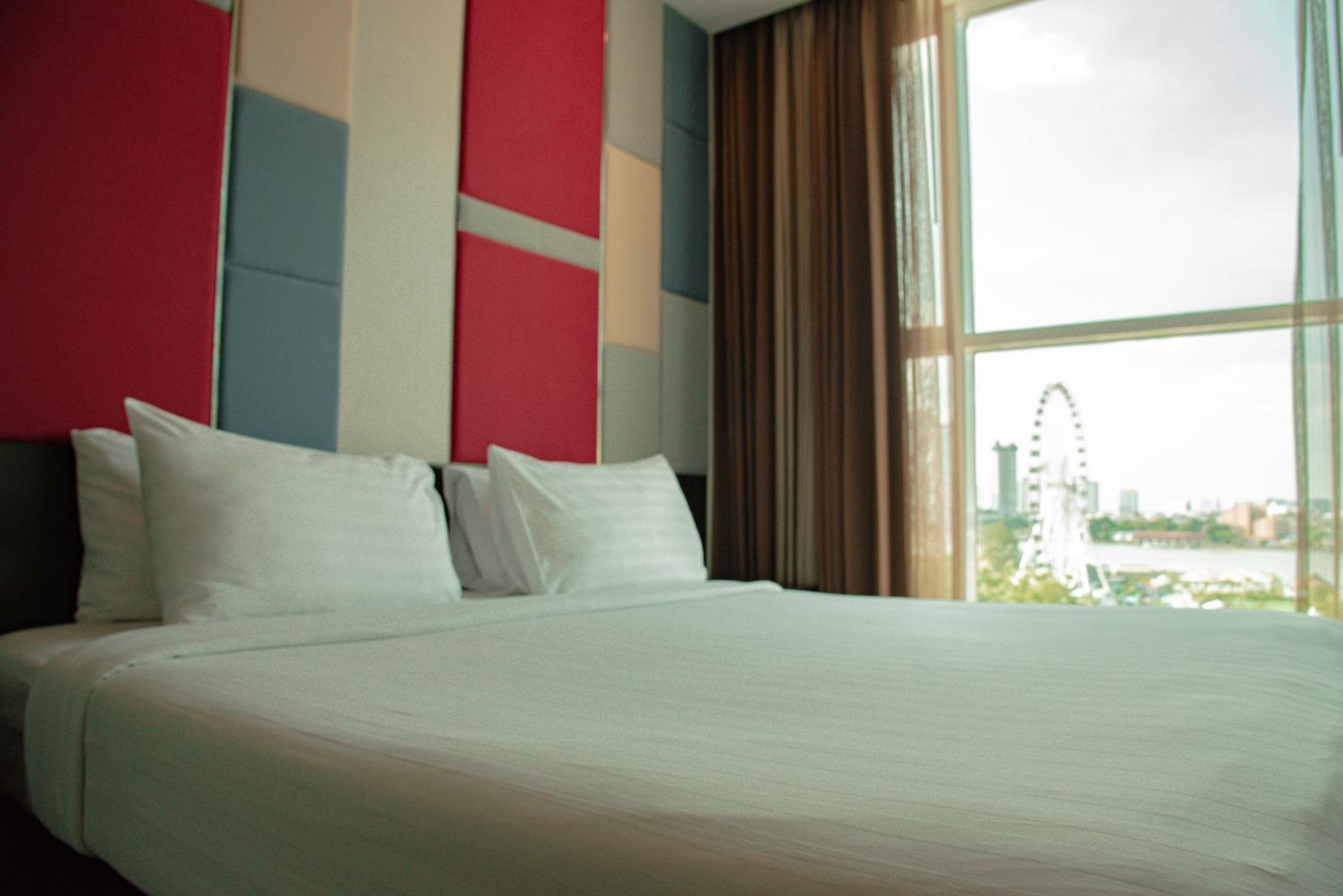 Junior Suite with City View photo 2