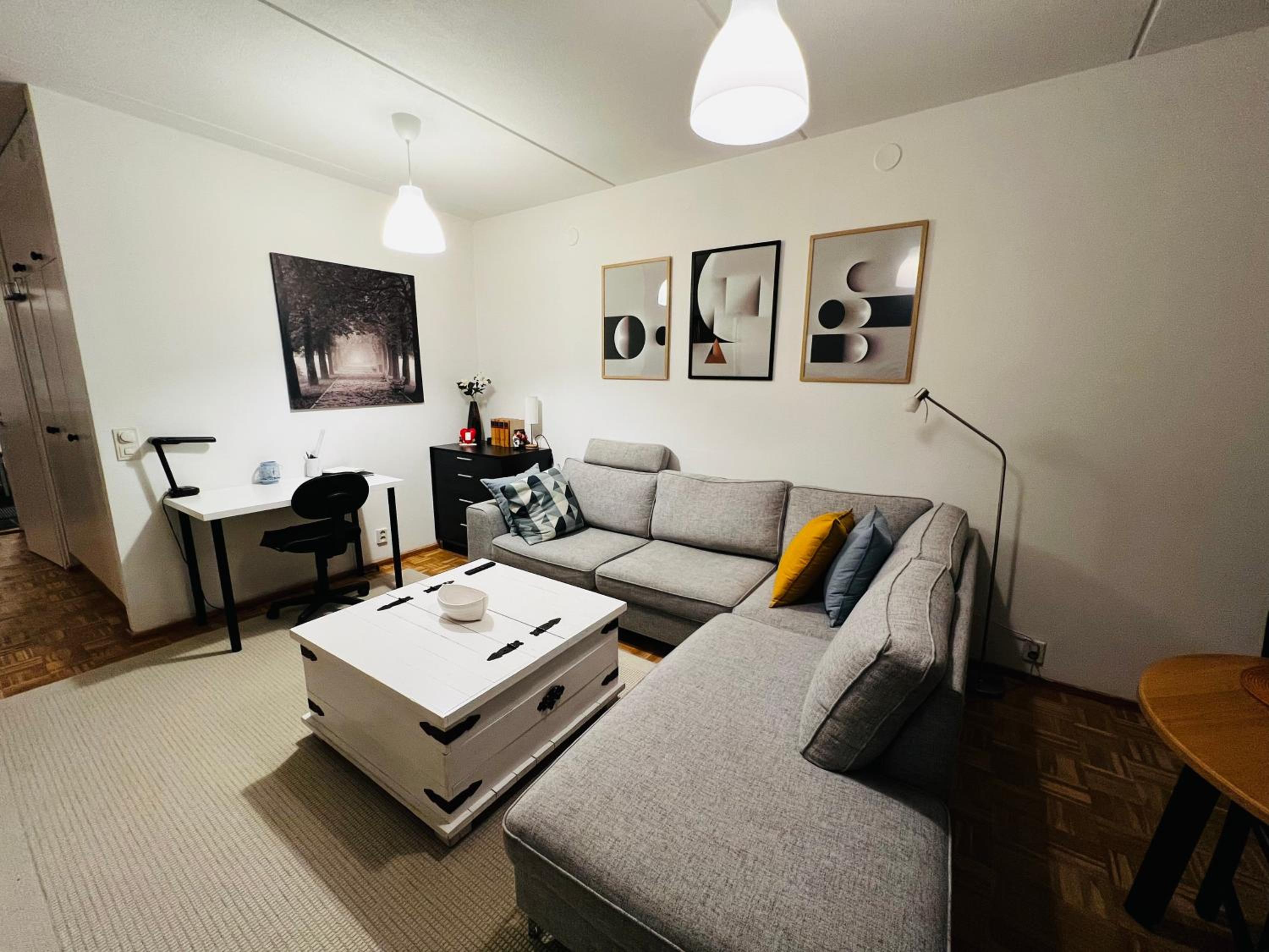 One-Bedroom Apartment photo 3