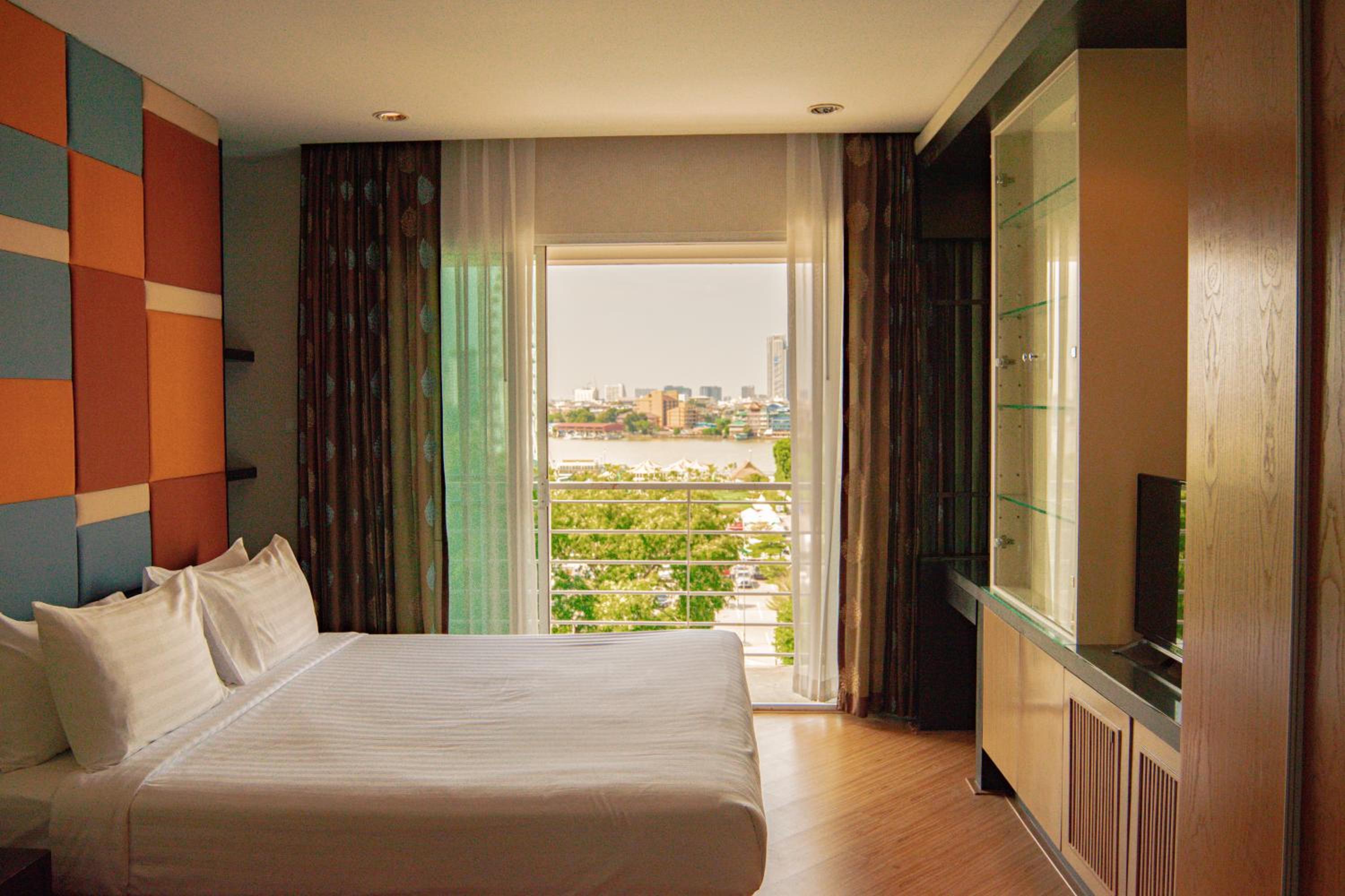 2 Bedroom Family Suite with River View photo 1