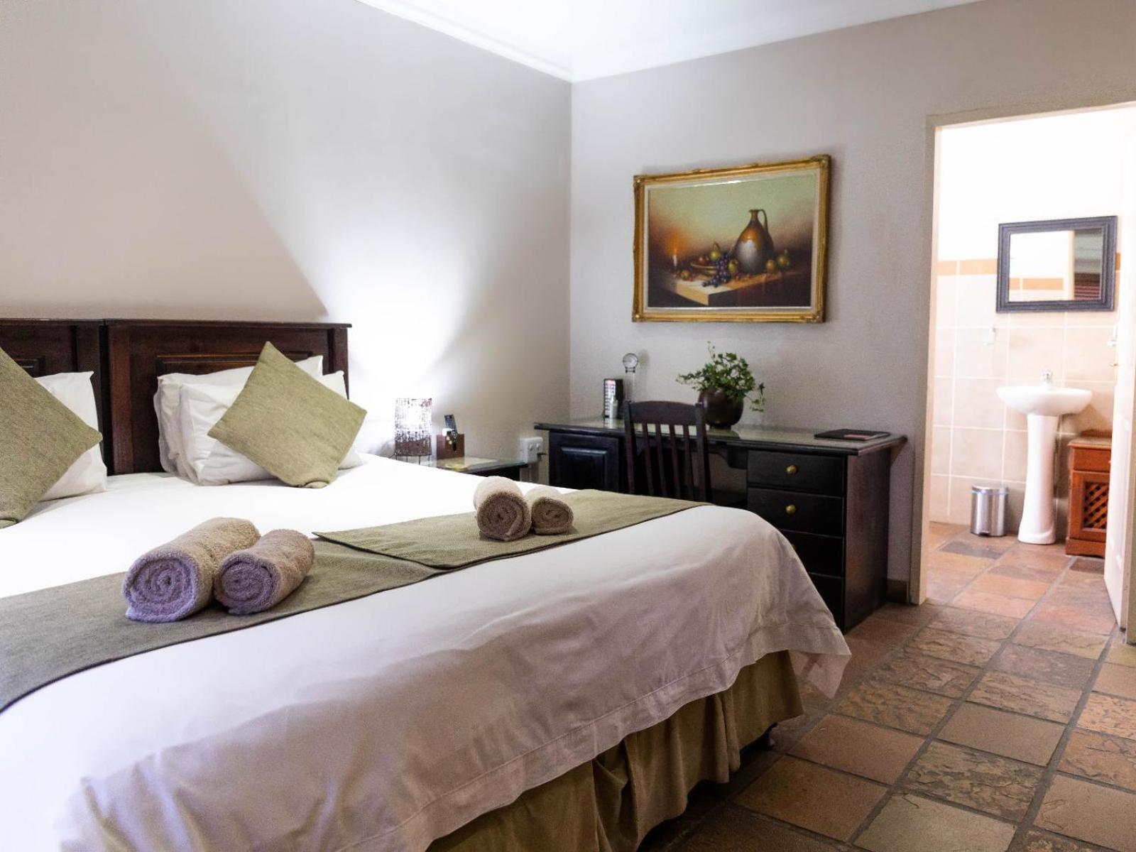 Double or Twin Room with Shower photo 1