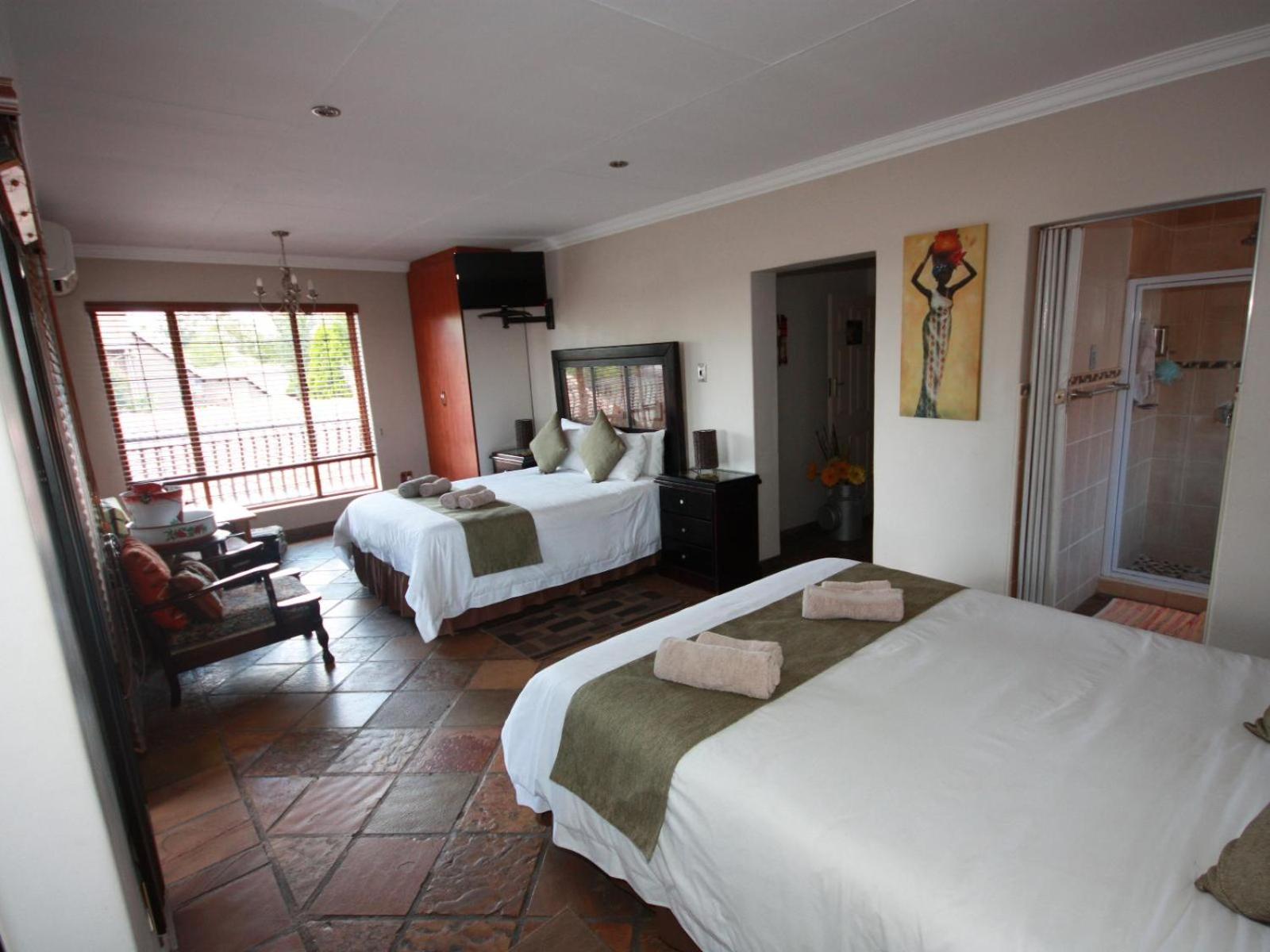 Family Suite with Balcony photo 3