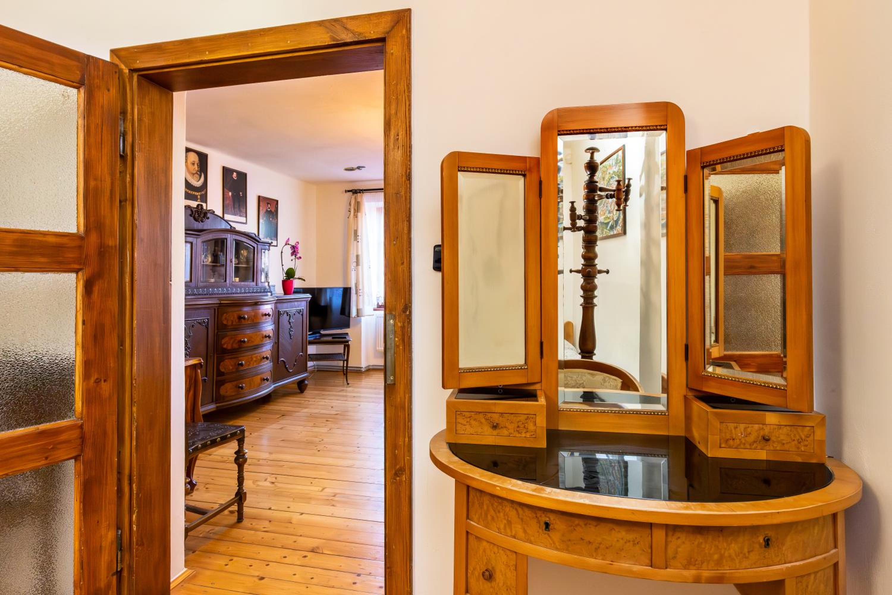 Suite - Photo 7