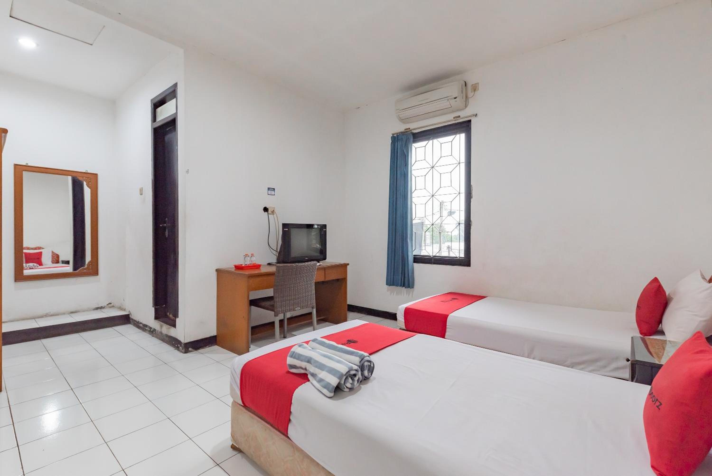 Standard Double Room - Photo 5