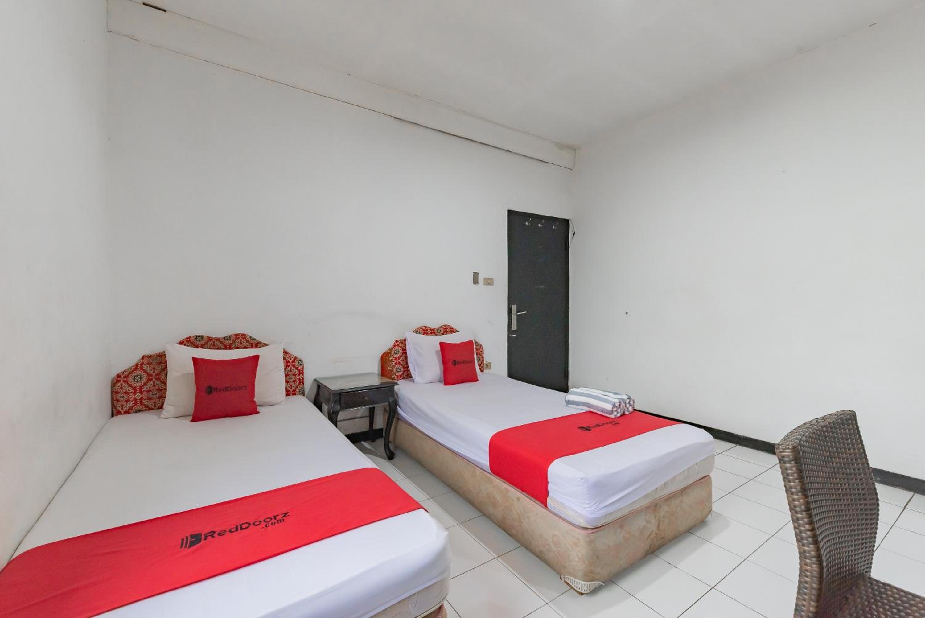 Standard Double Room - Photo 6