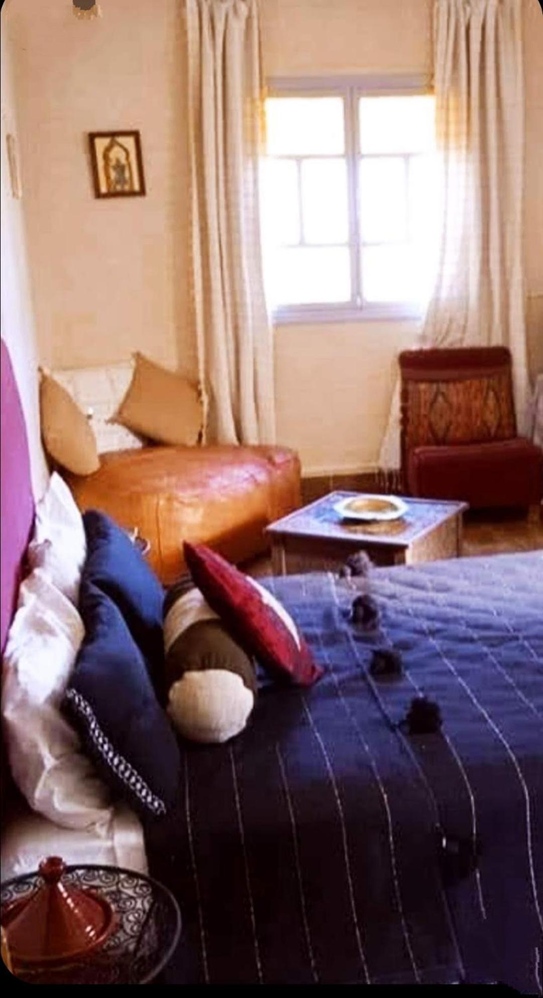 Large Double Room - Photo 6