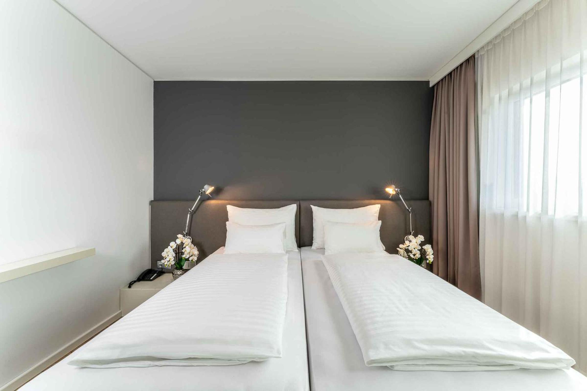 Standard Double Room - Photo 3