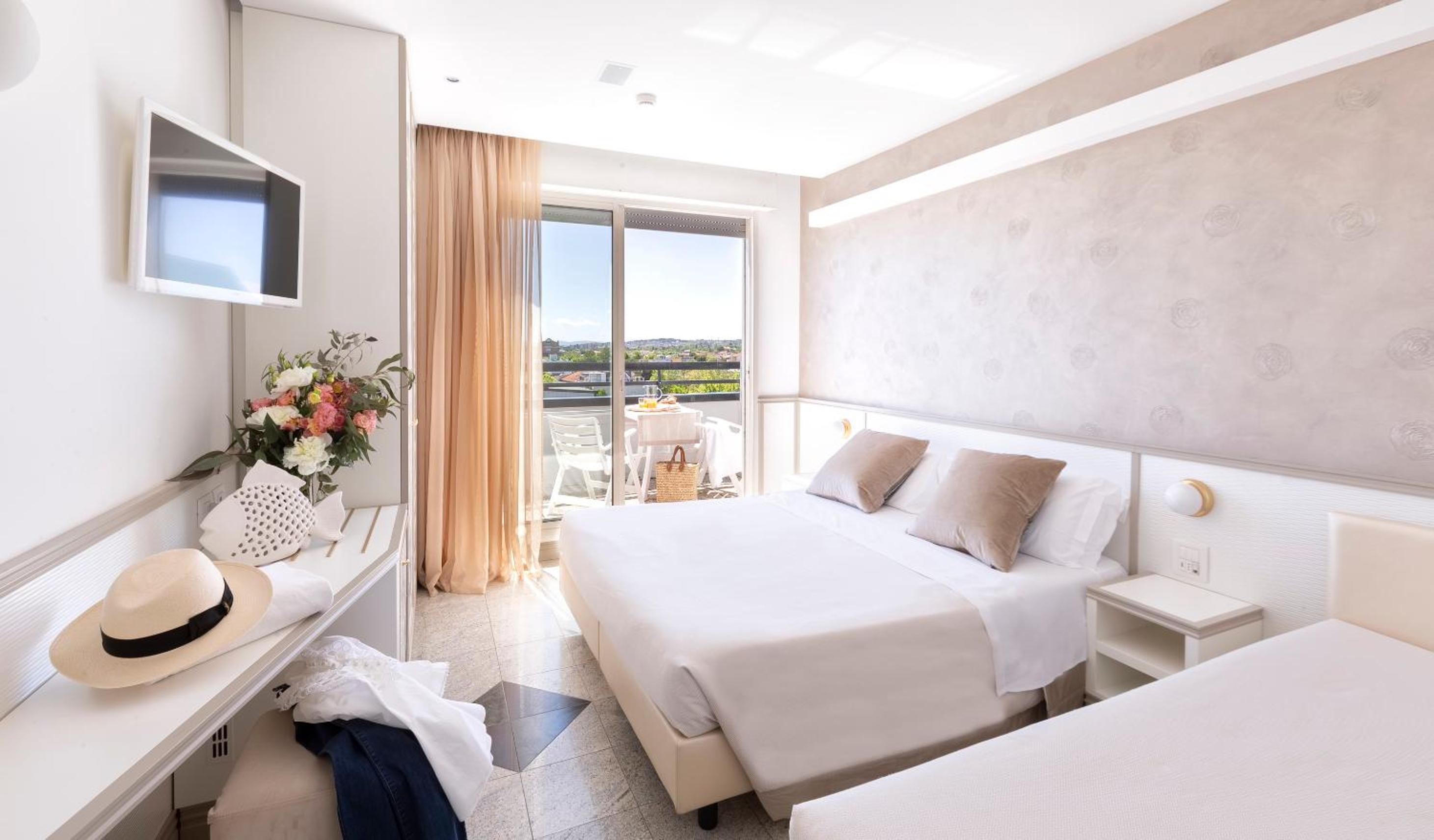 Superior Double or Twin Room - Photo 2