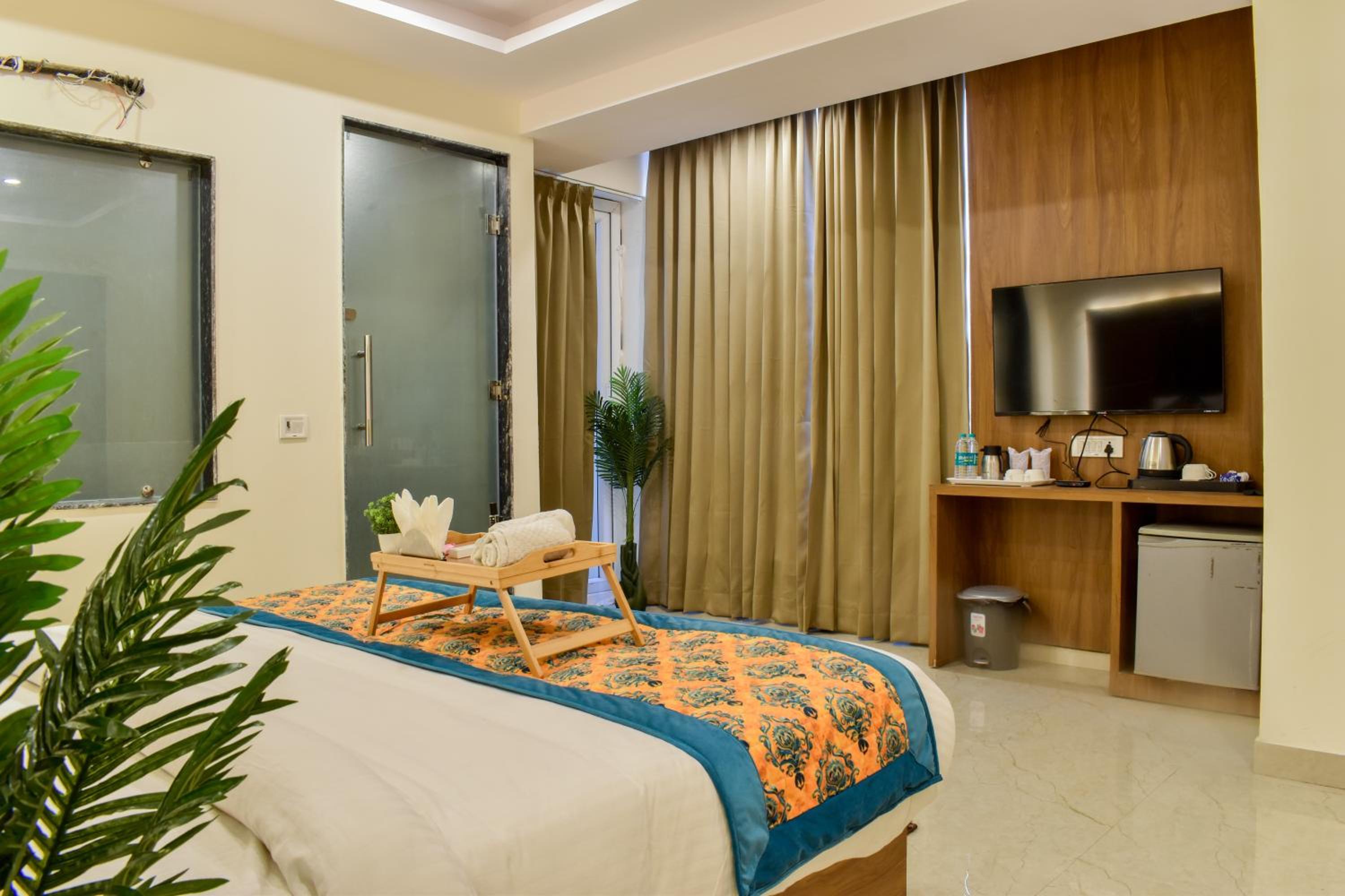 Deluxe Room - Photo 2