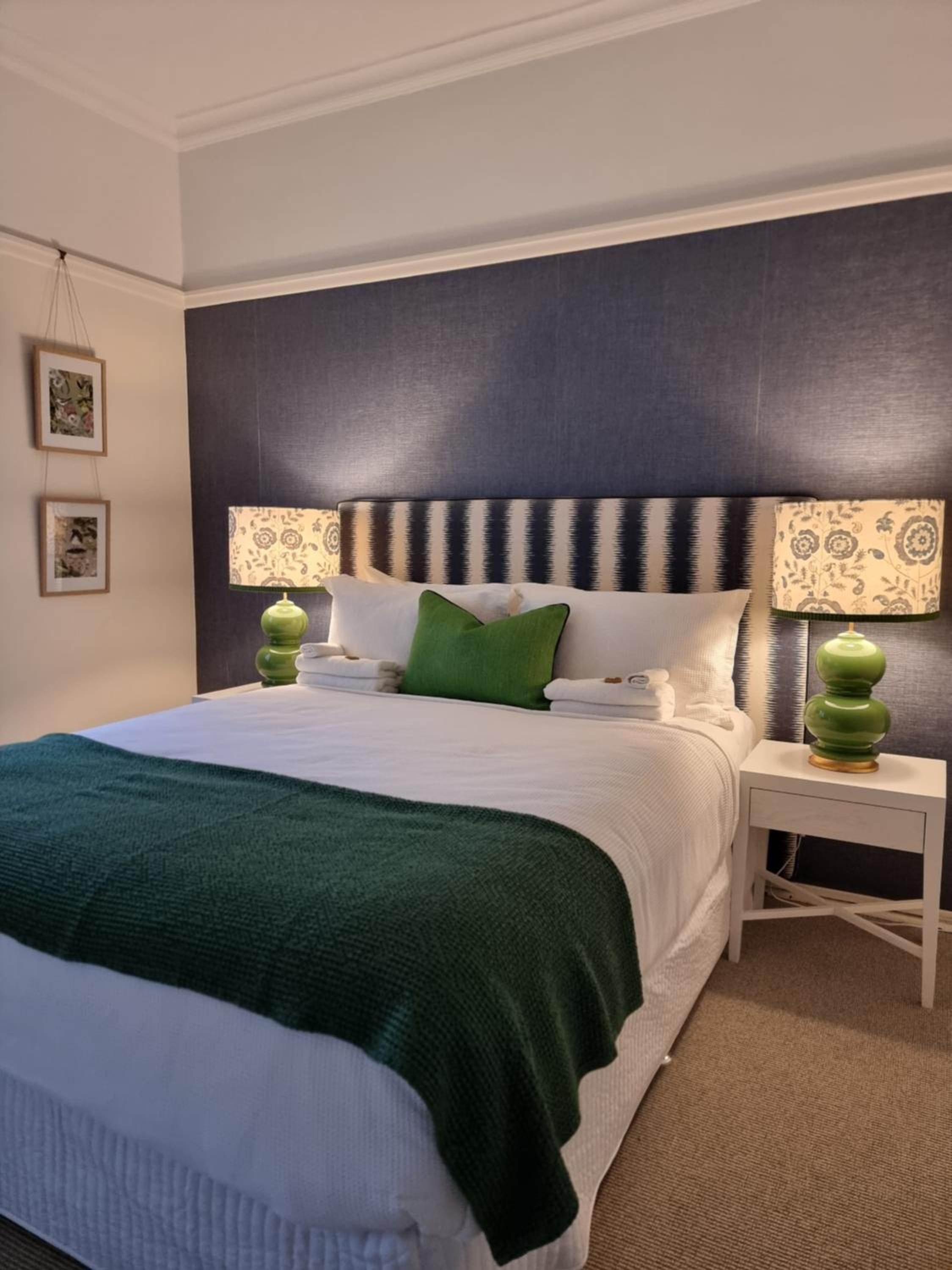 Premium Queen Room