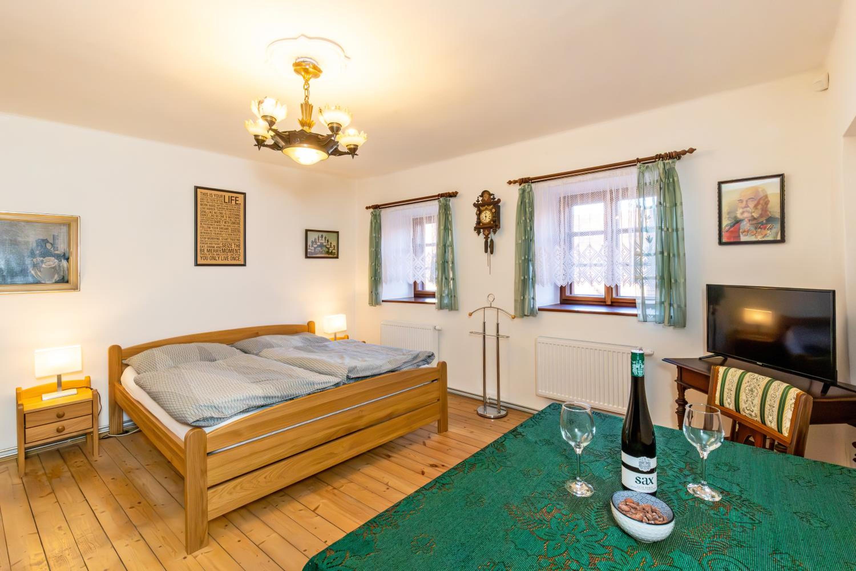 Double Room - Photo 4
