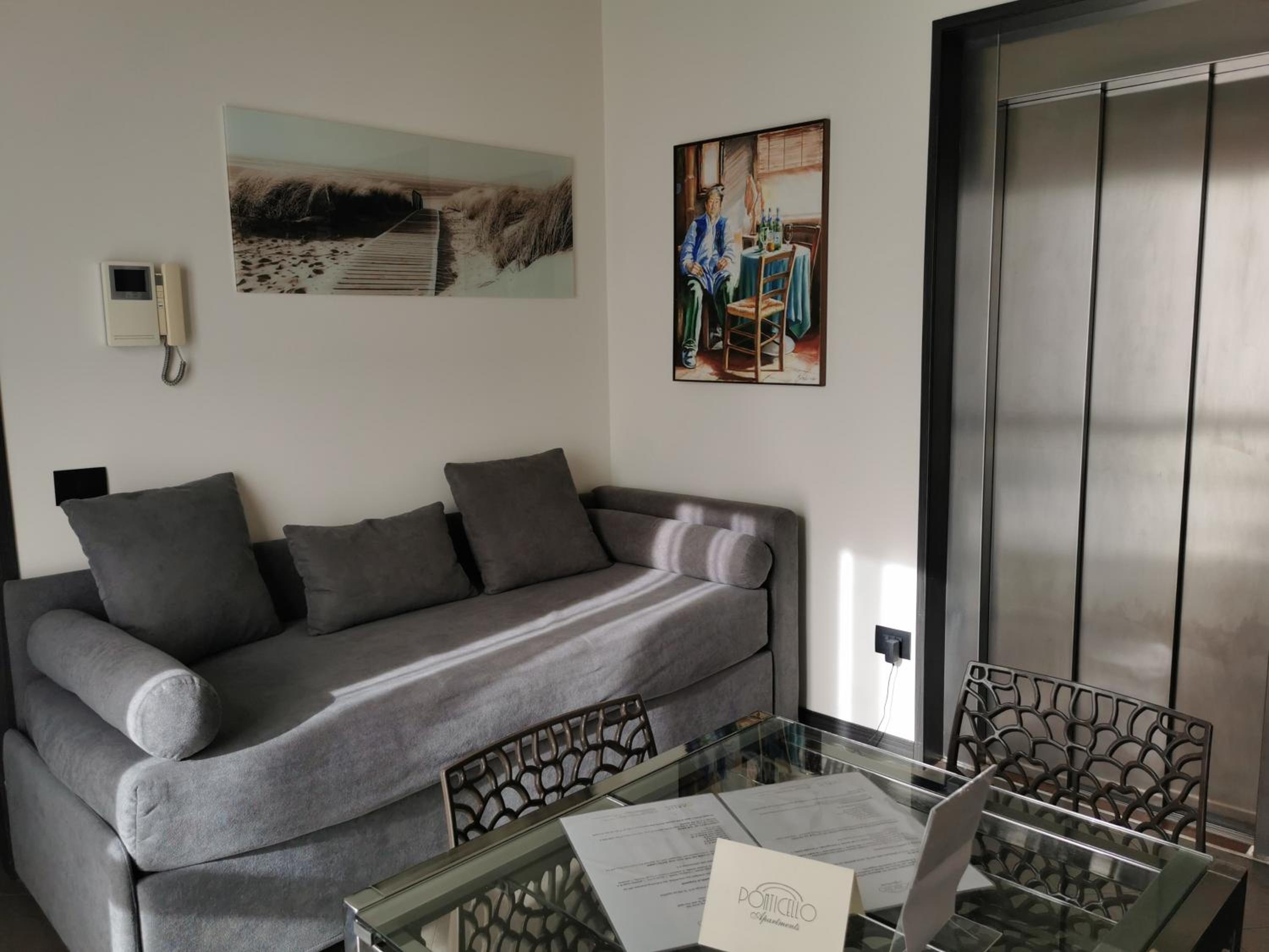 One-Bedroom Apartment with Terrace