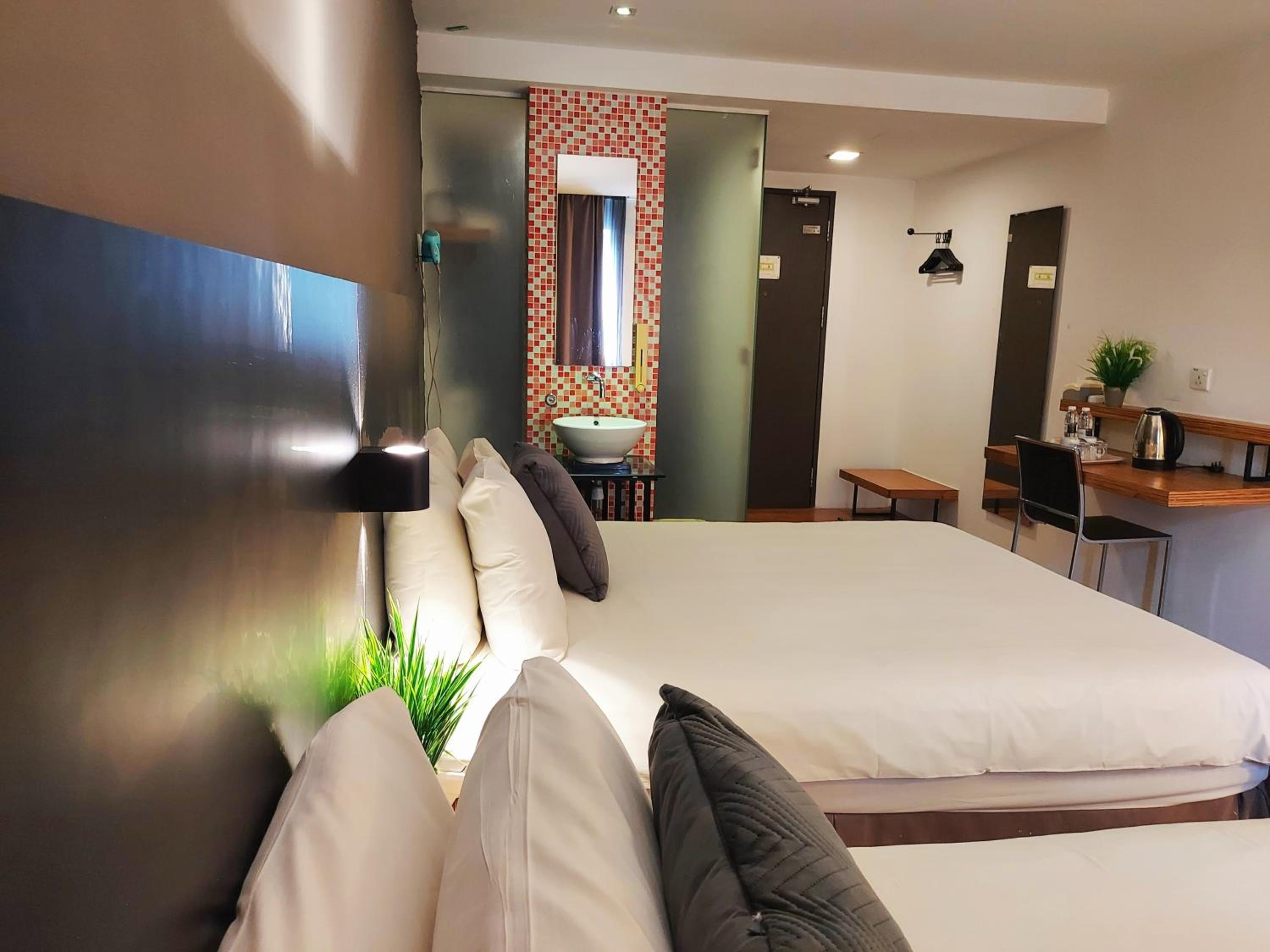 Deluxe Triple Room photo 3