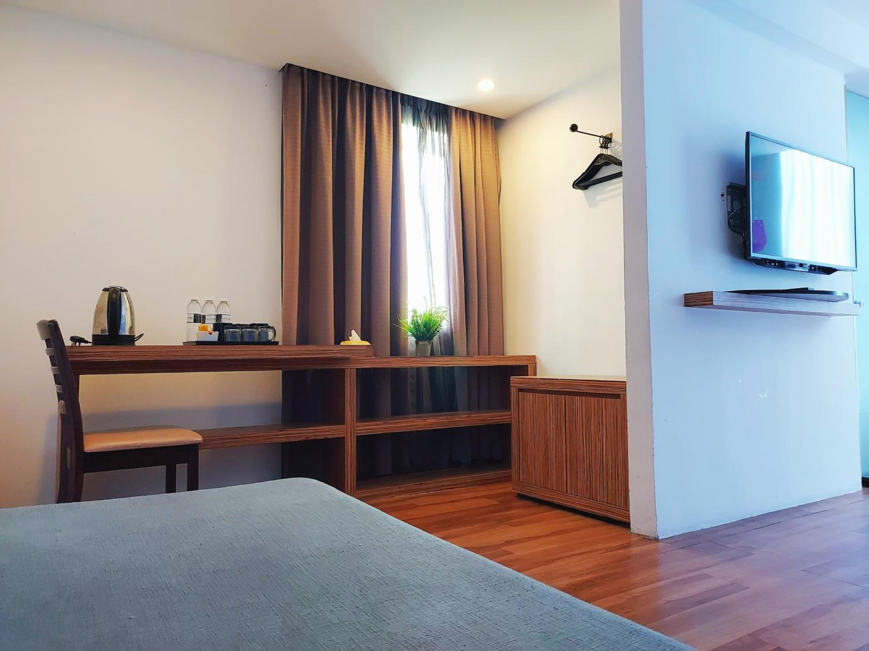 Suite (3 Adults) photo 3