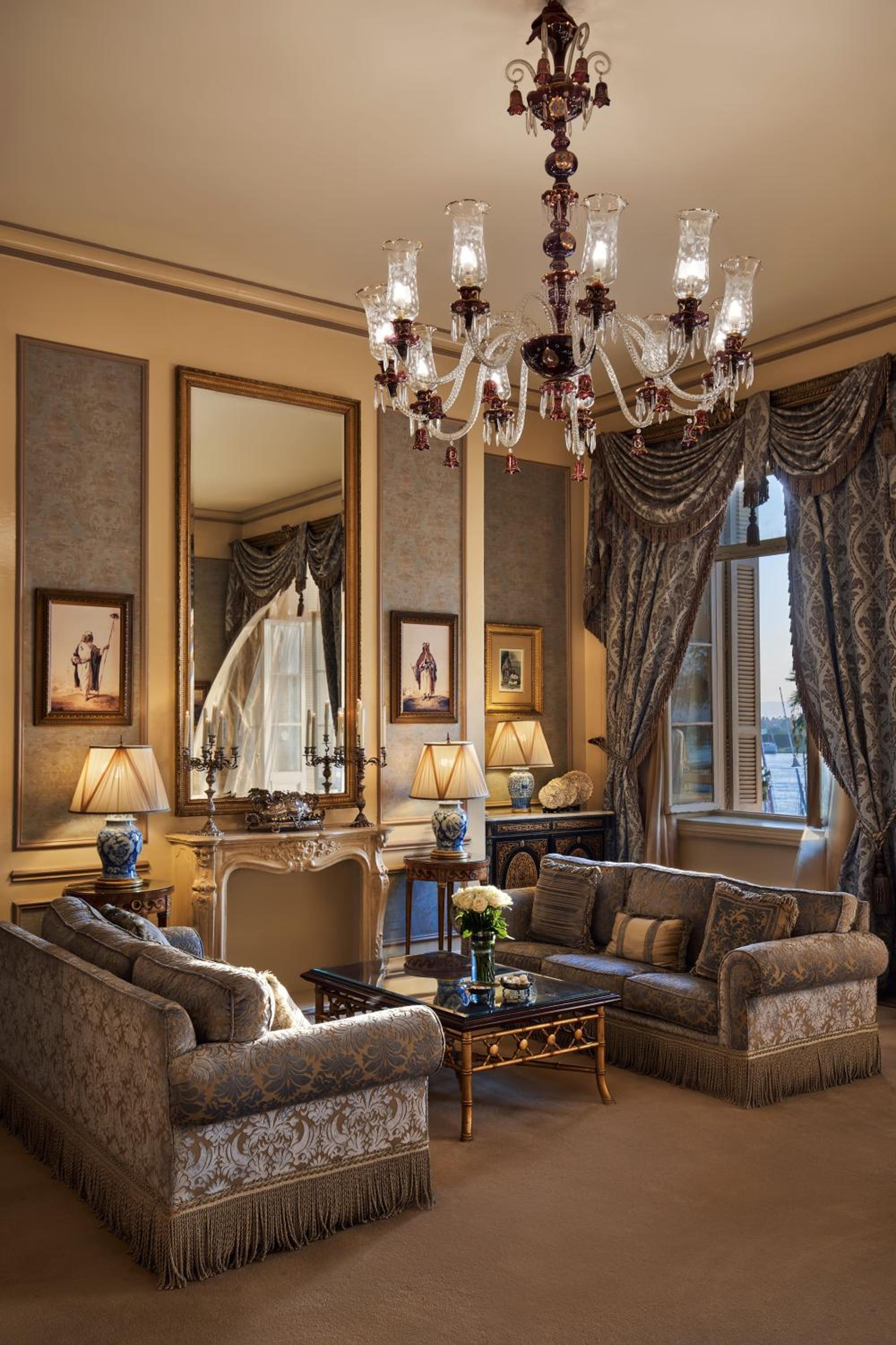 Imperial King Suite with Balcony and View photo 2