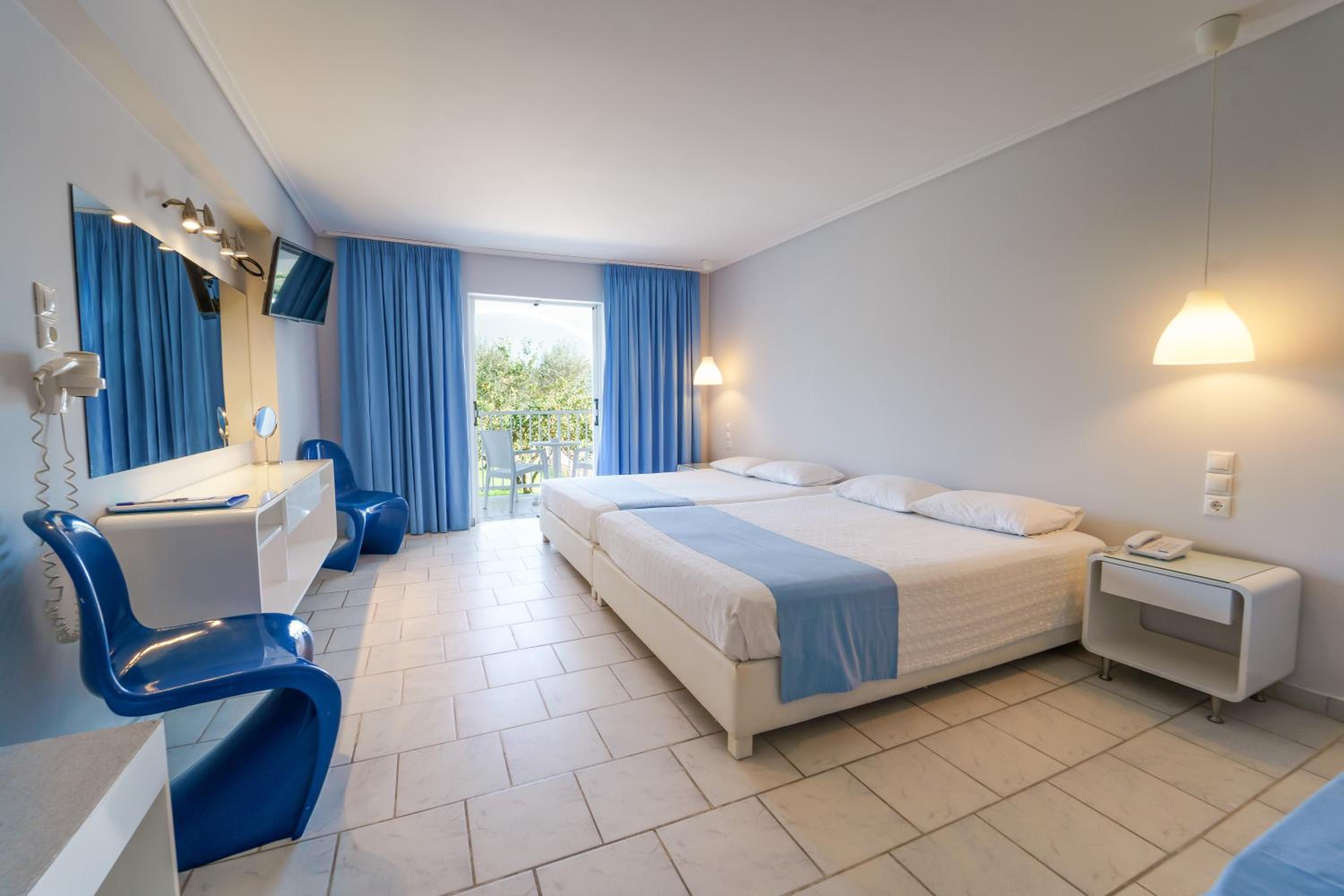 Comfort Room photo 2