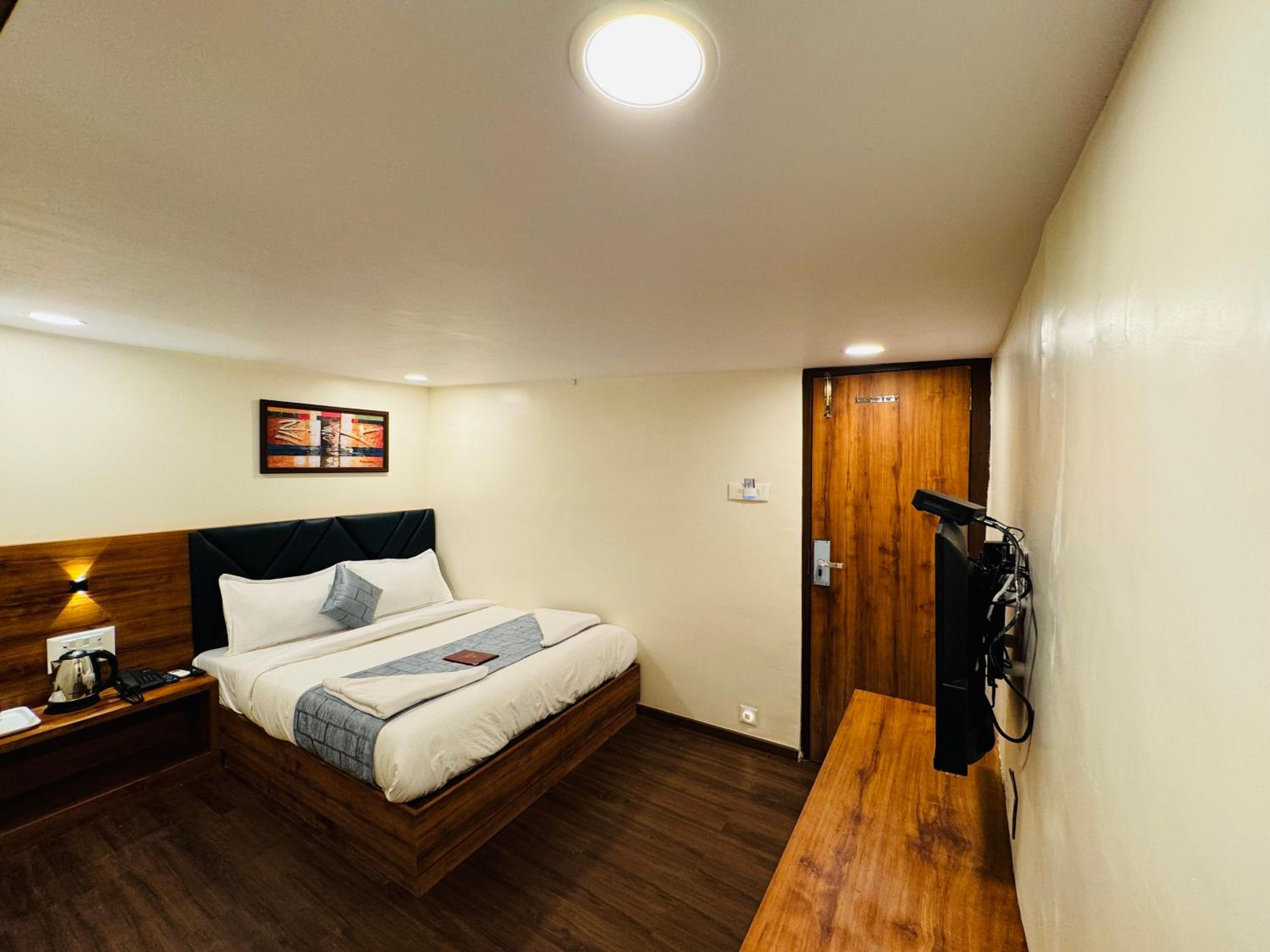 Deluxe Double Room - Photo 4