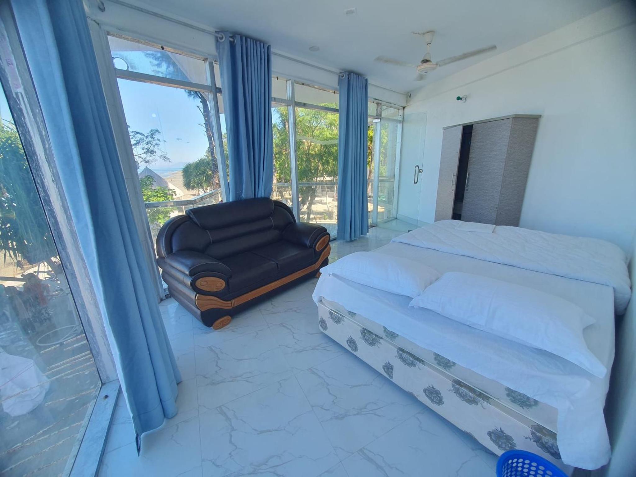 King Room with Sea View photo 3
