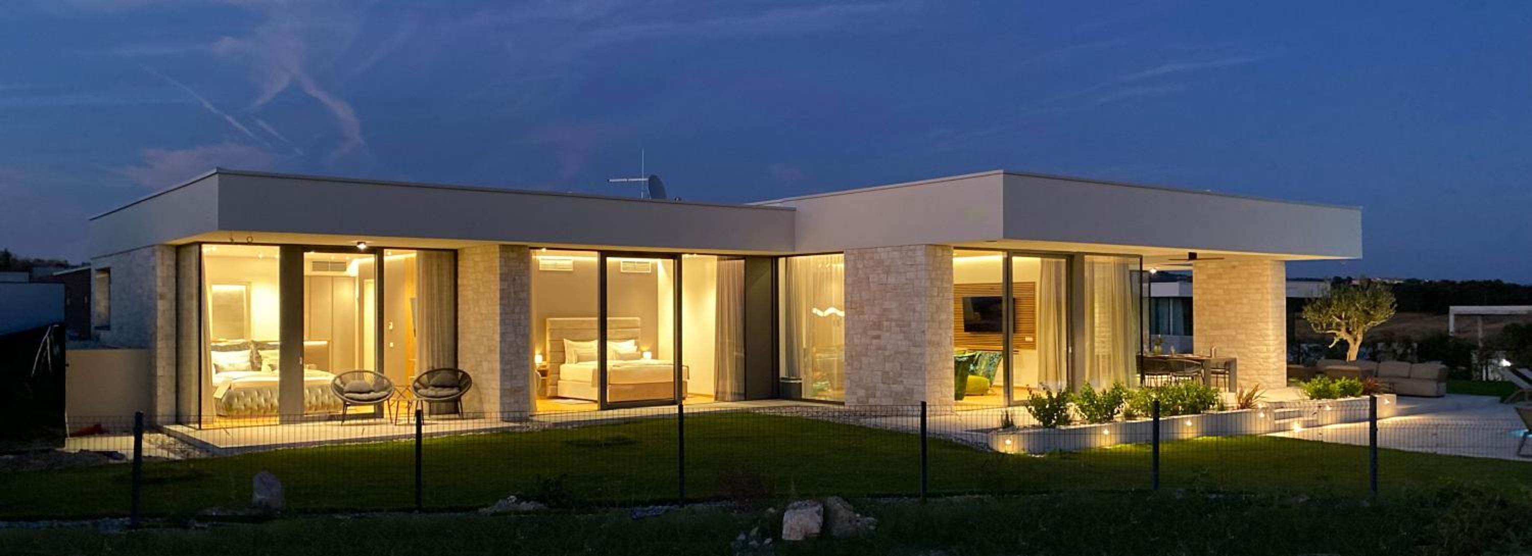 Villa photo 3