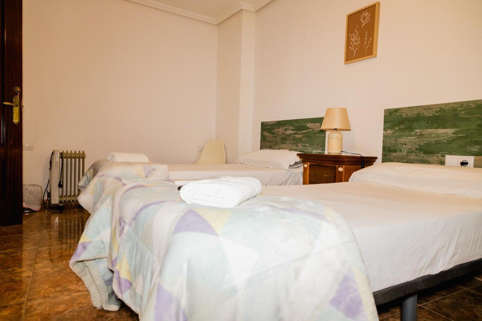 Habitación Estándar con Dos Camas Individuales