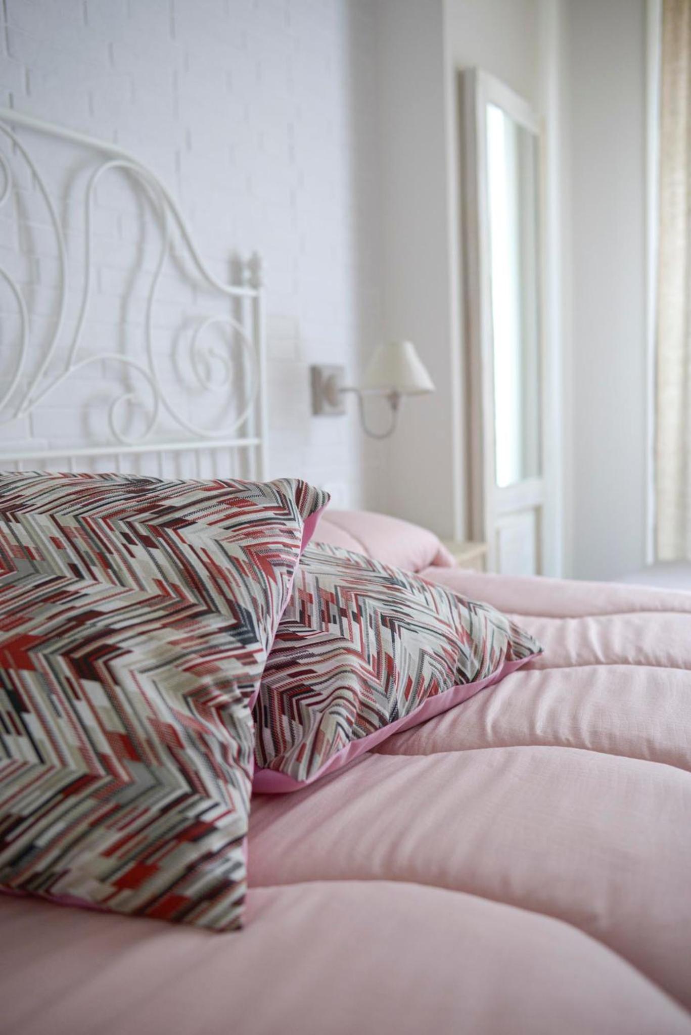 Deluxe Junior Suite - Photo 3
