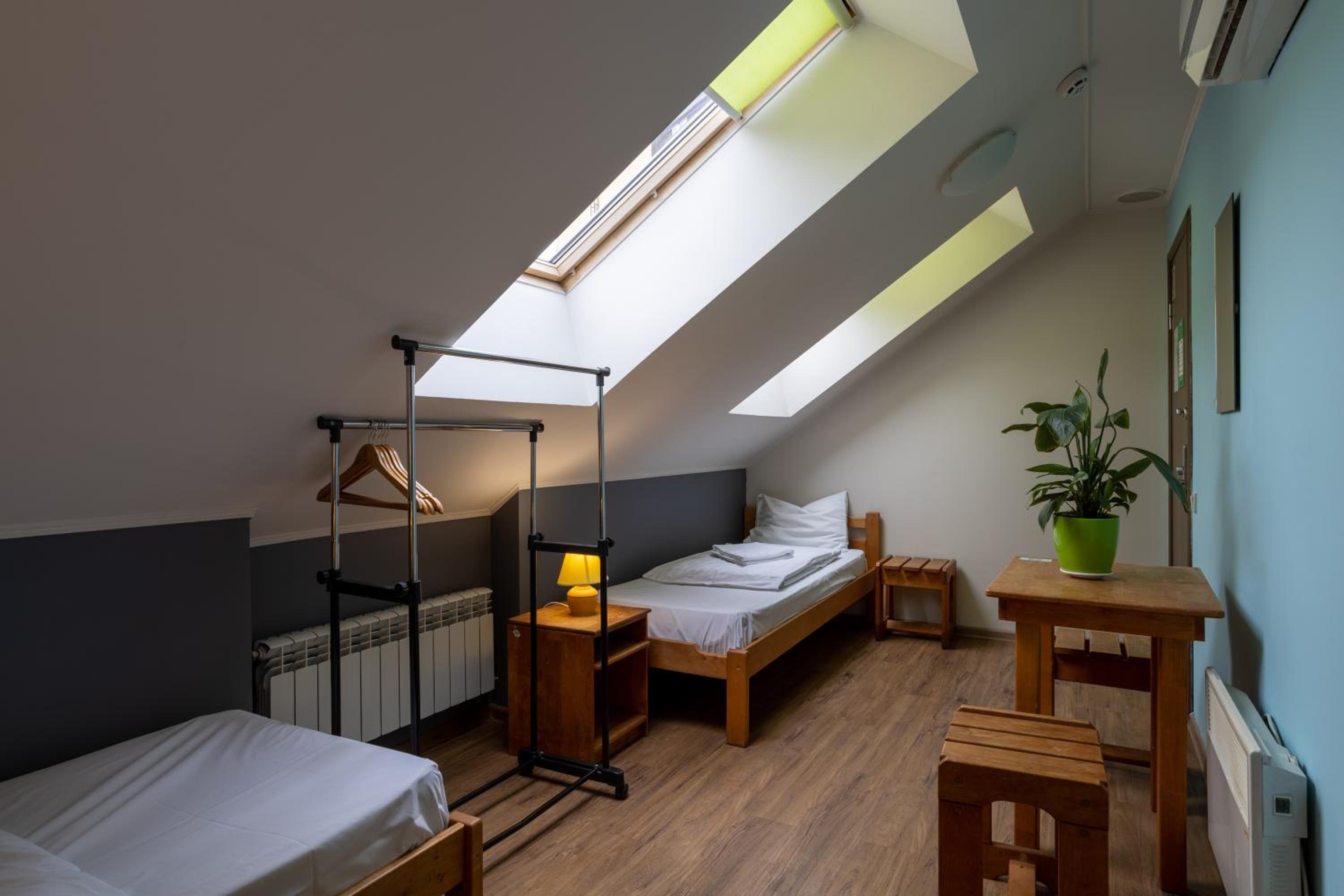 Economy Triple Room with Shared Bathroom