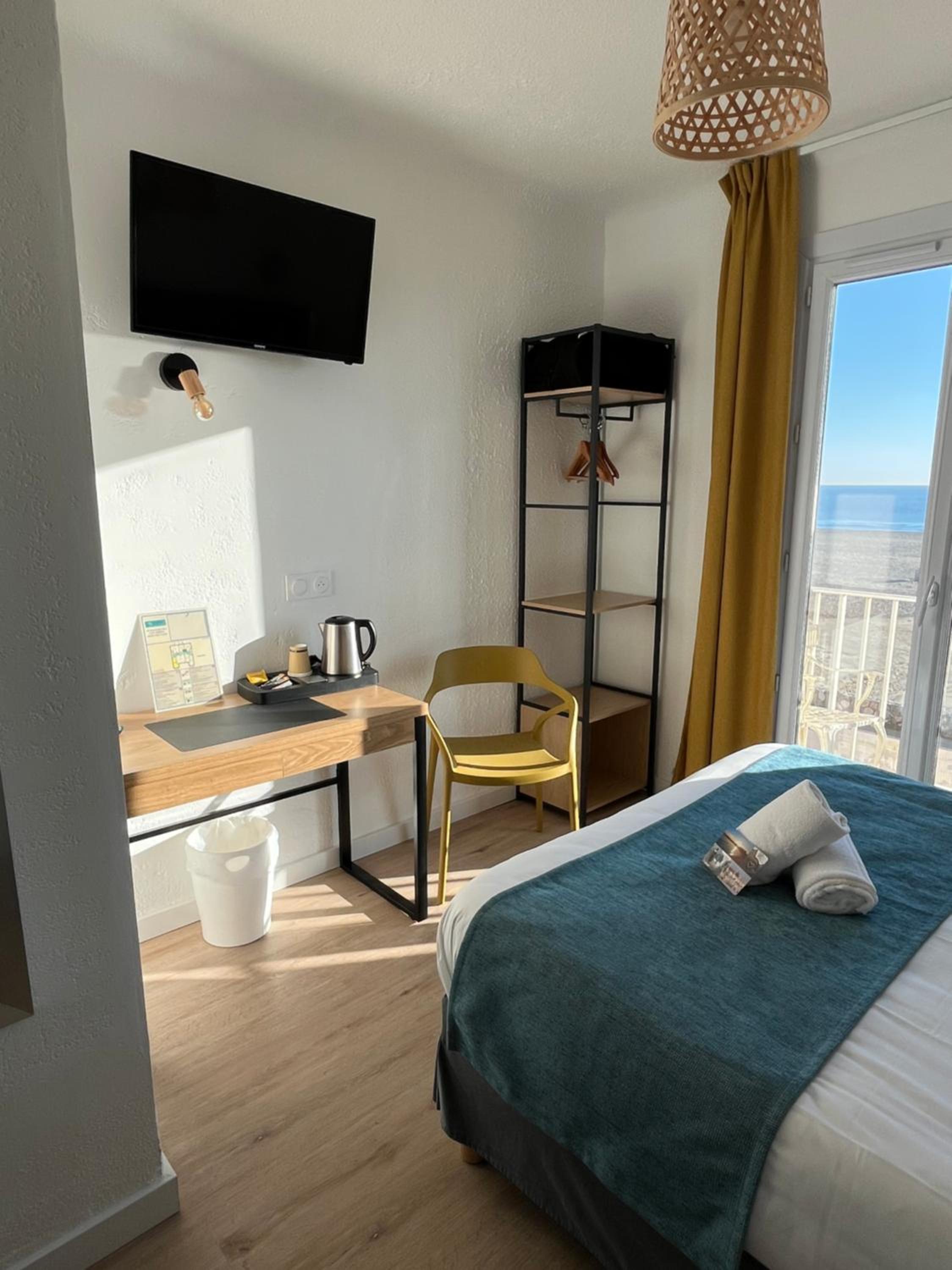 Comfort Double Room with Sea View