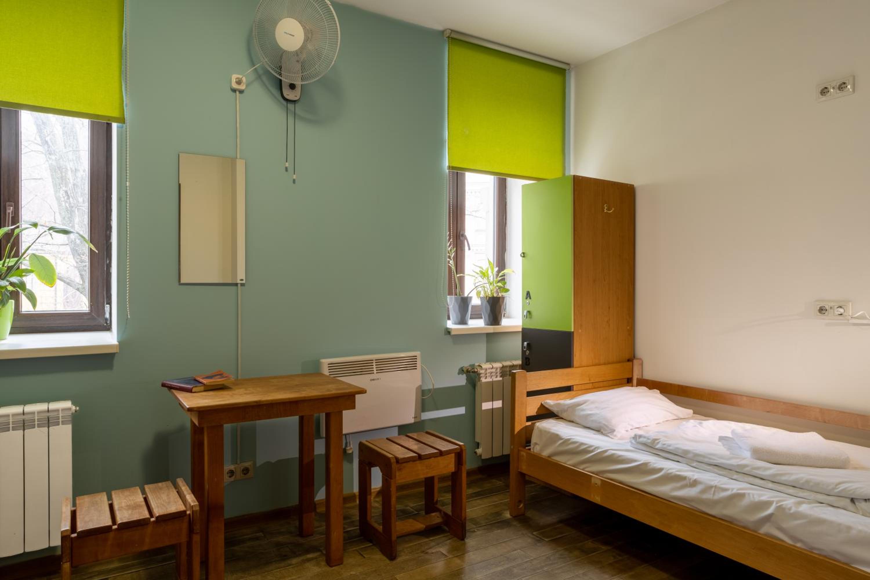 Twin Room with Shared Bathroom