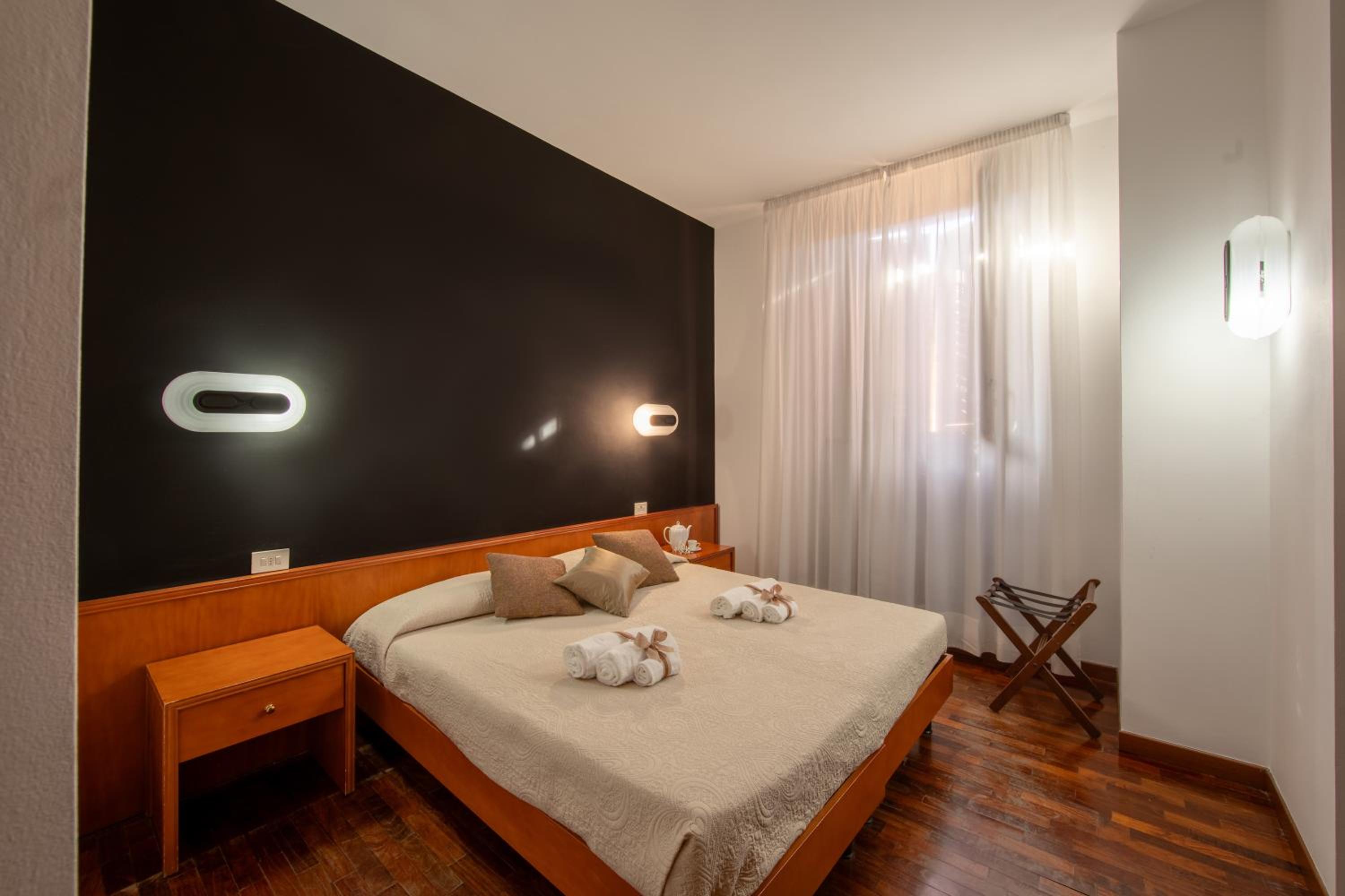 Double Or Twin Room photo 2