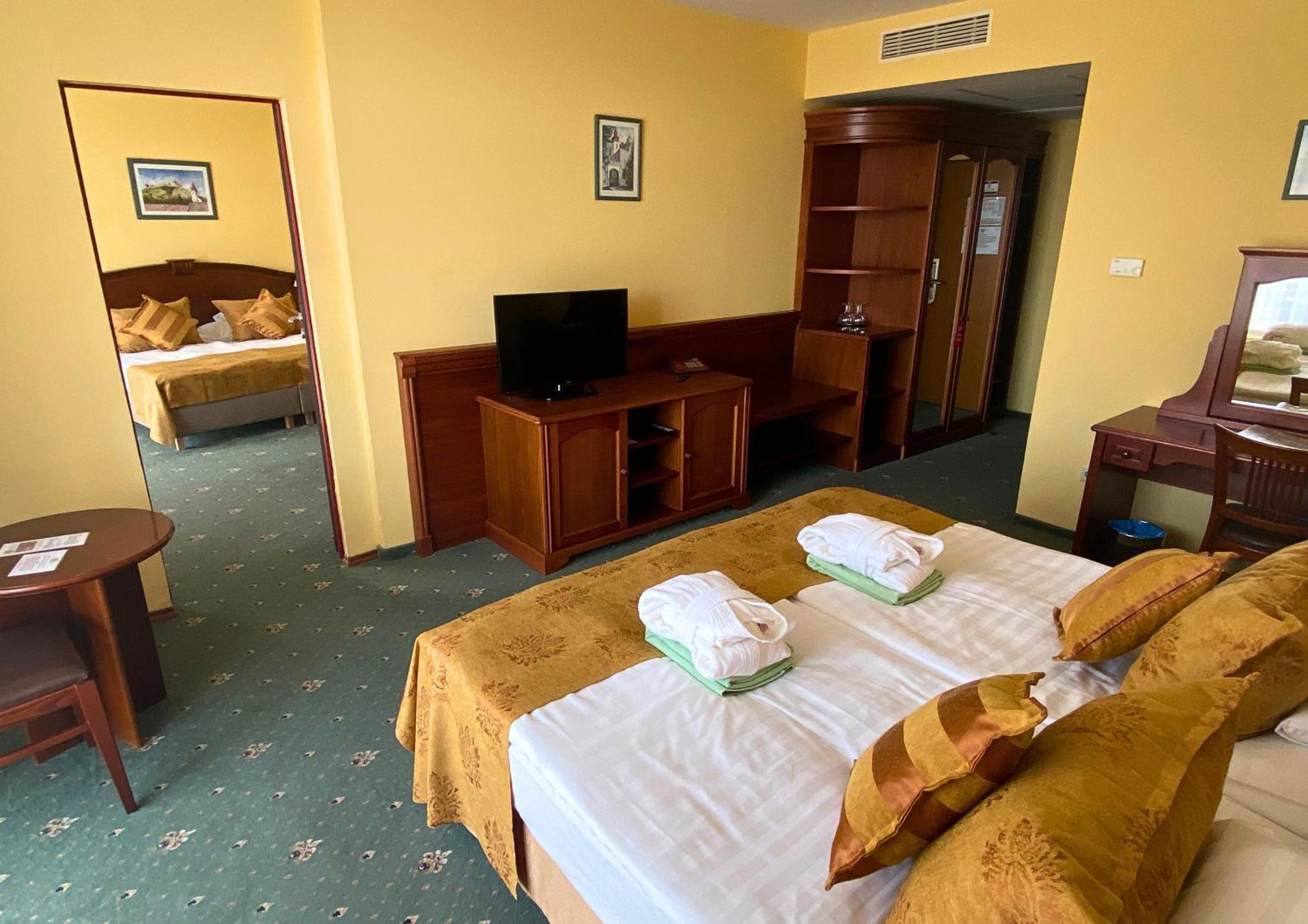 Junior Suite - Photo 1