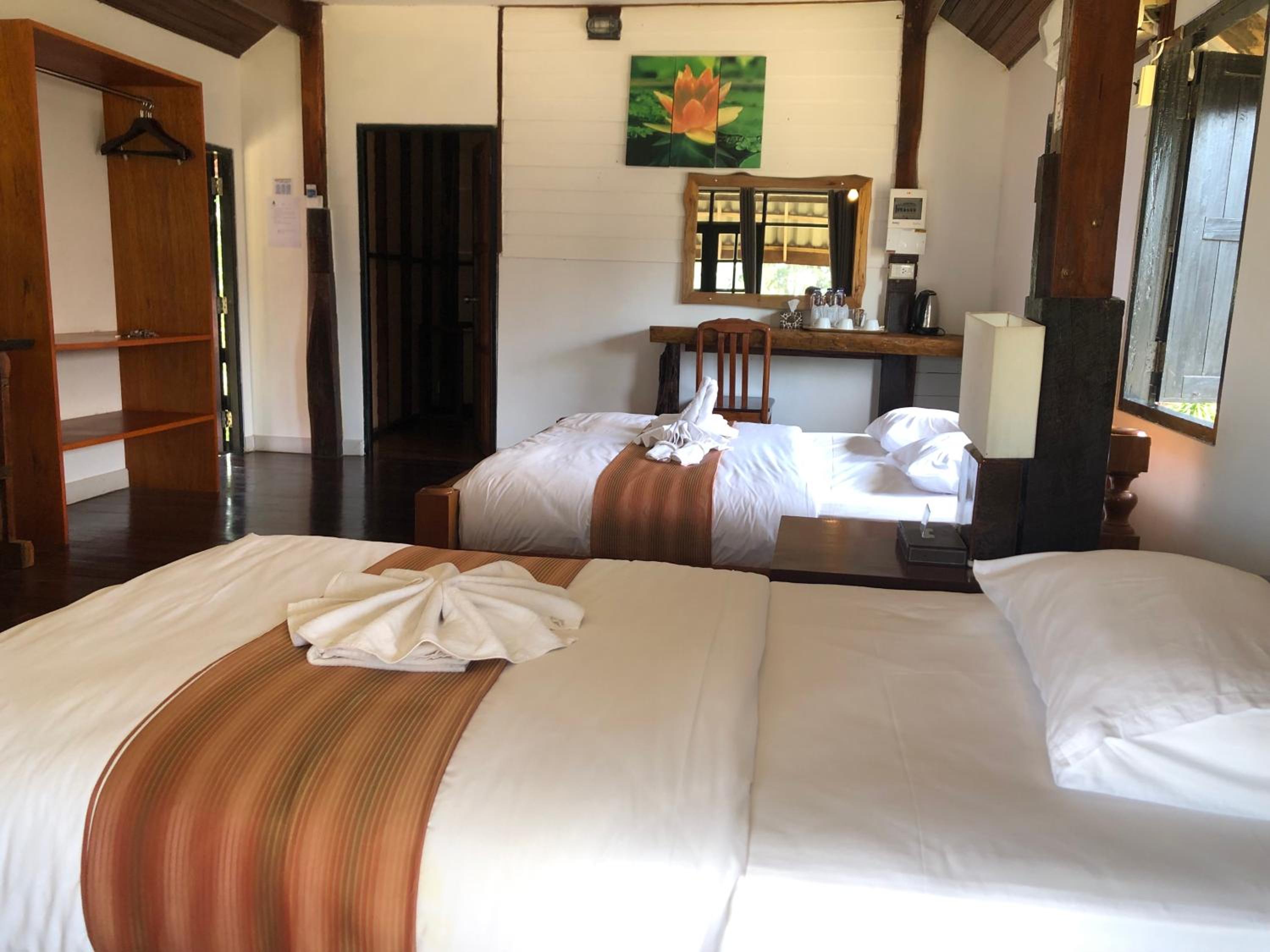 Deluxe Double Or Twin Room With Sea View